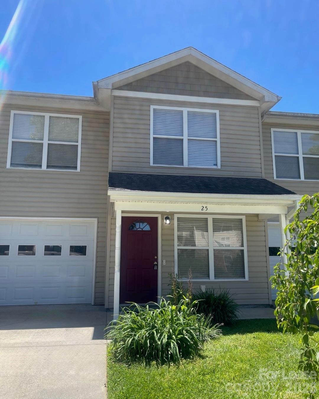 25 Meredith Drive — photo