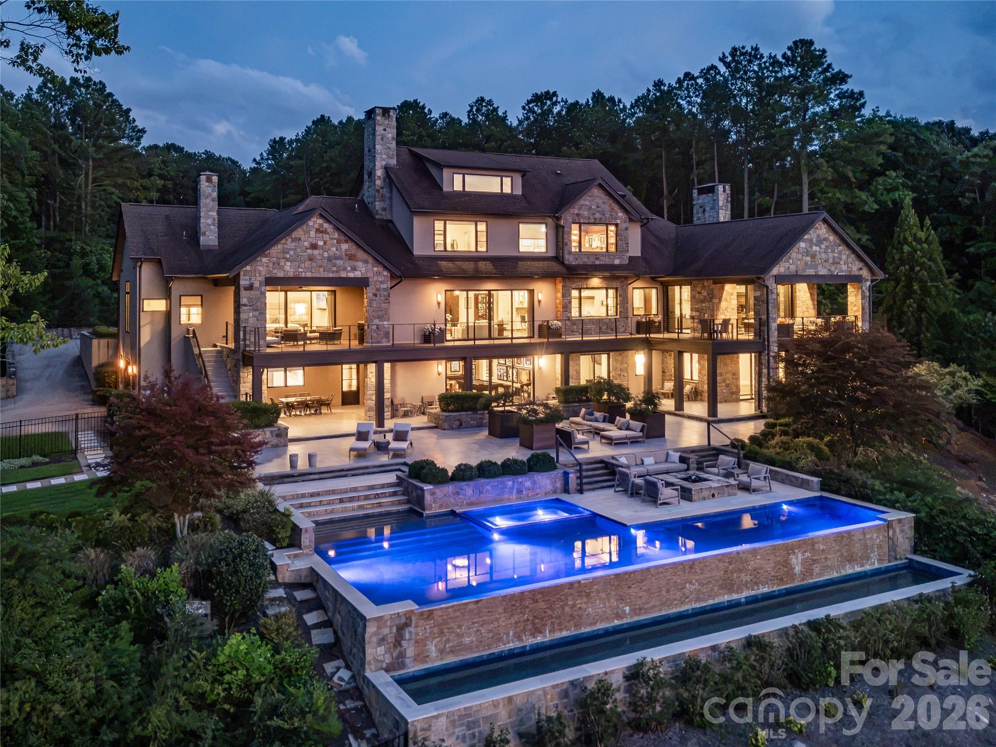 125 Quiet Waters Drive — photo