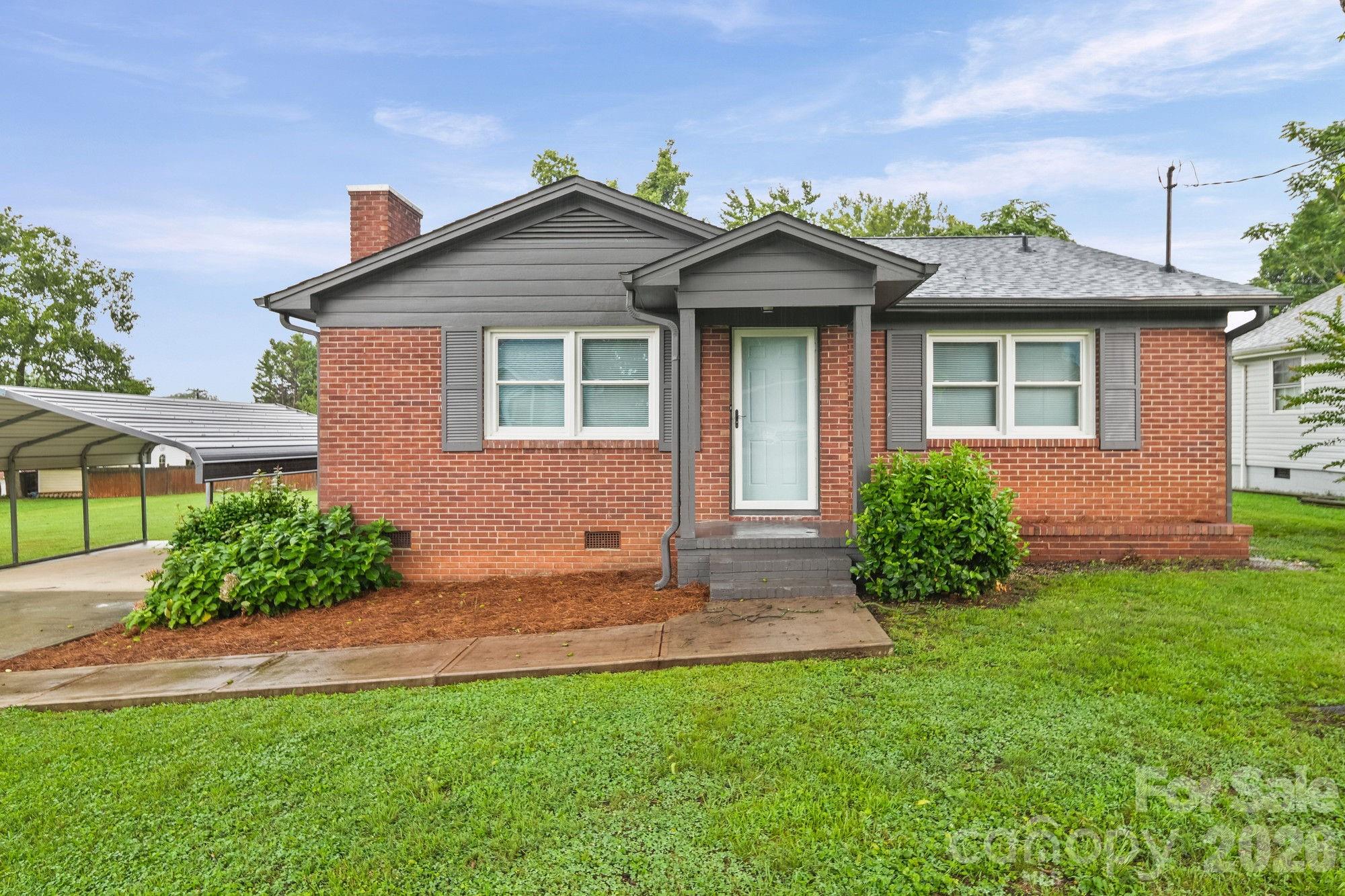 304 Ford Street — photo