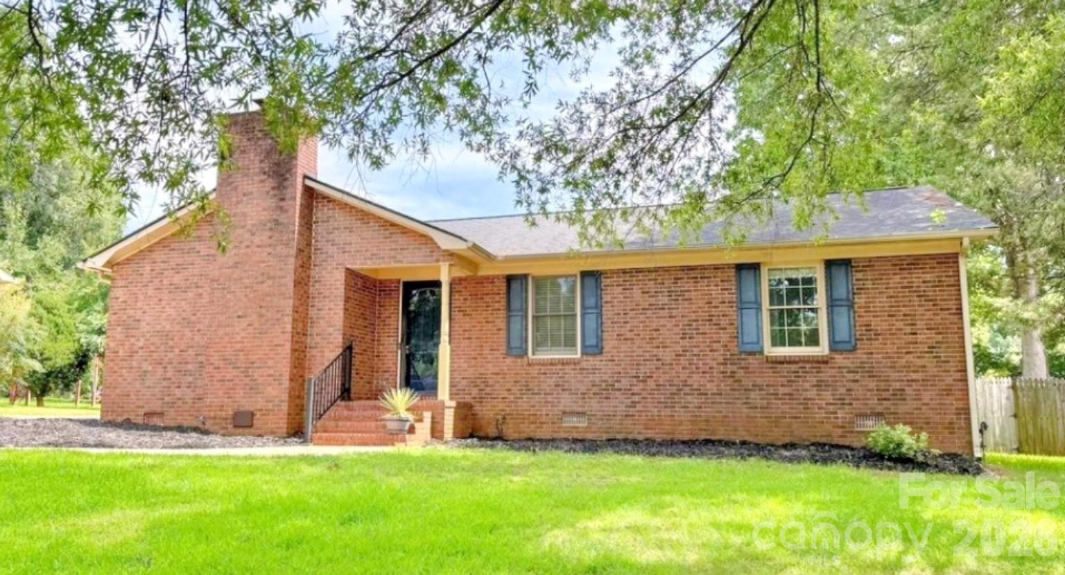 1831 Townes Court — photo