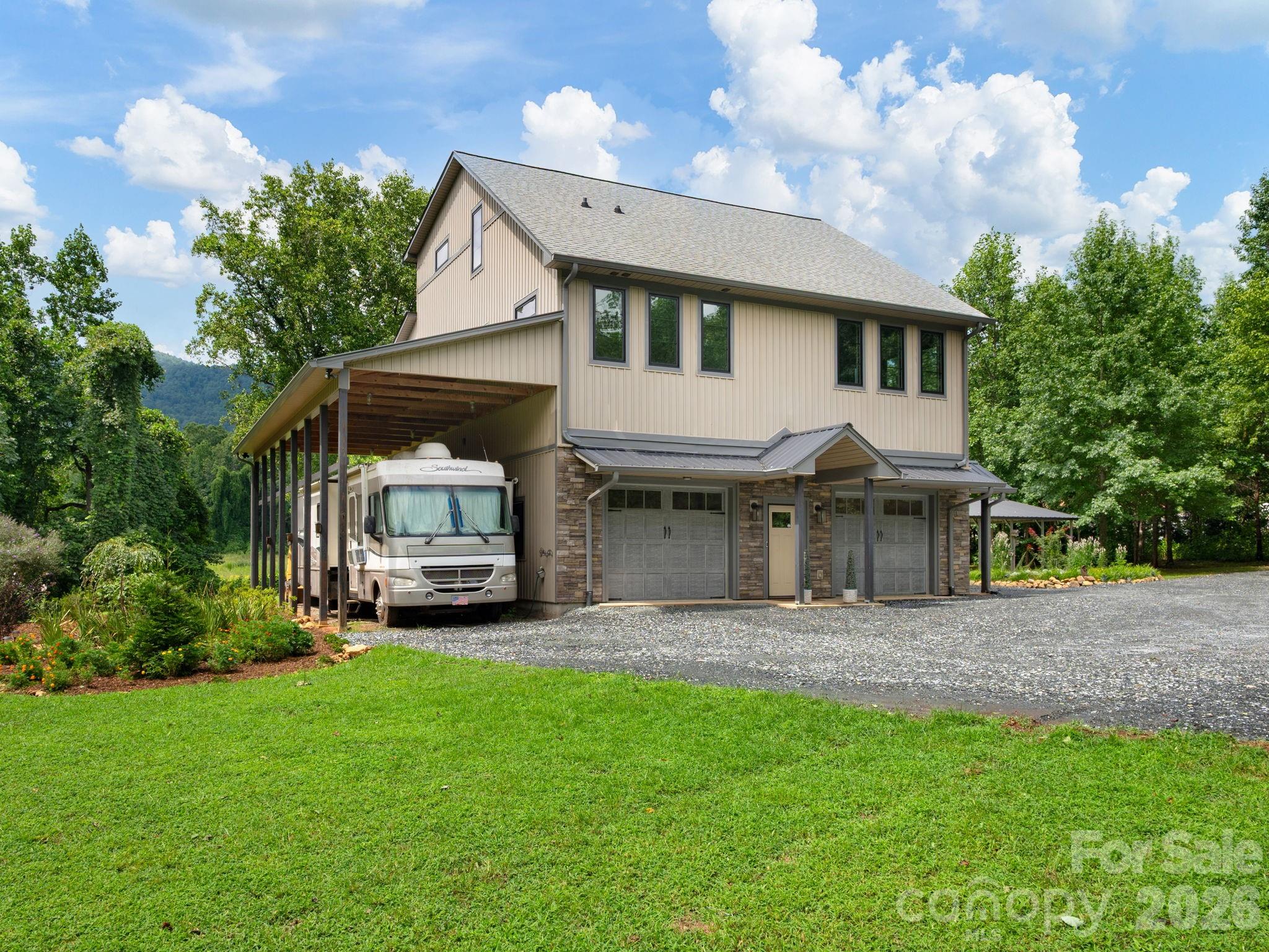 364 Hallelujah Hill Lane — photo