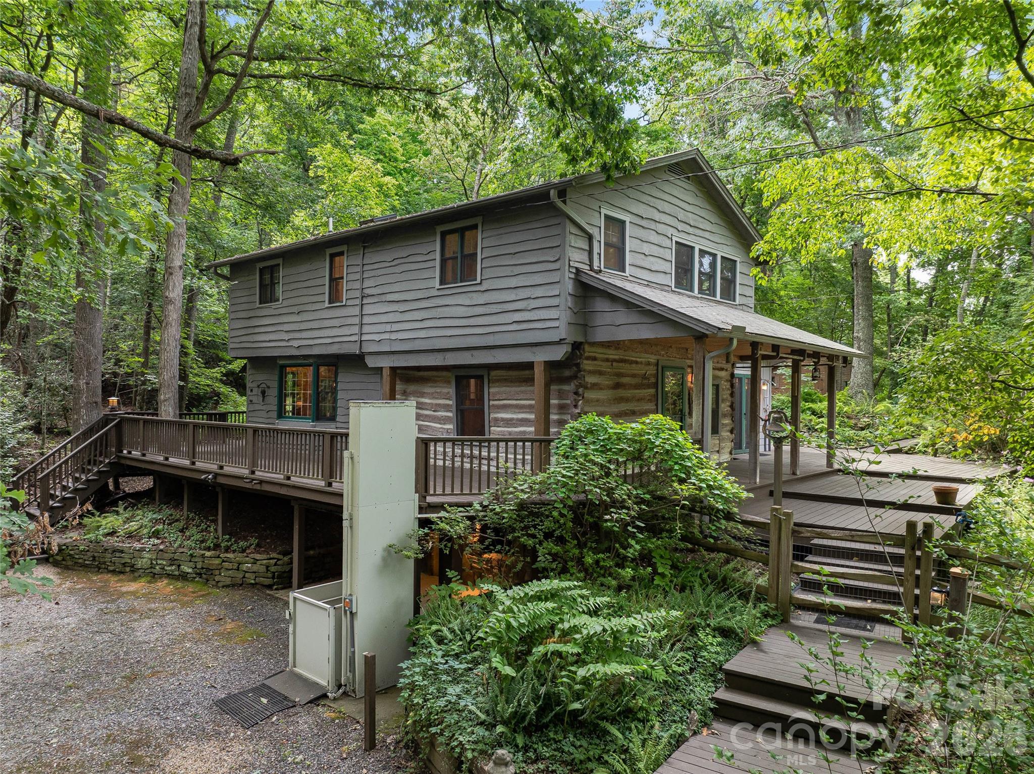 117 Woods View Trail — photo