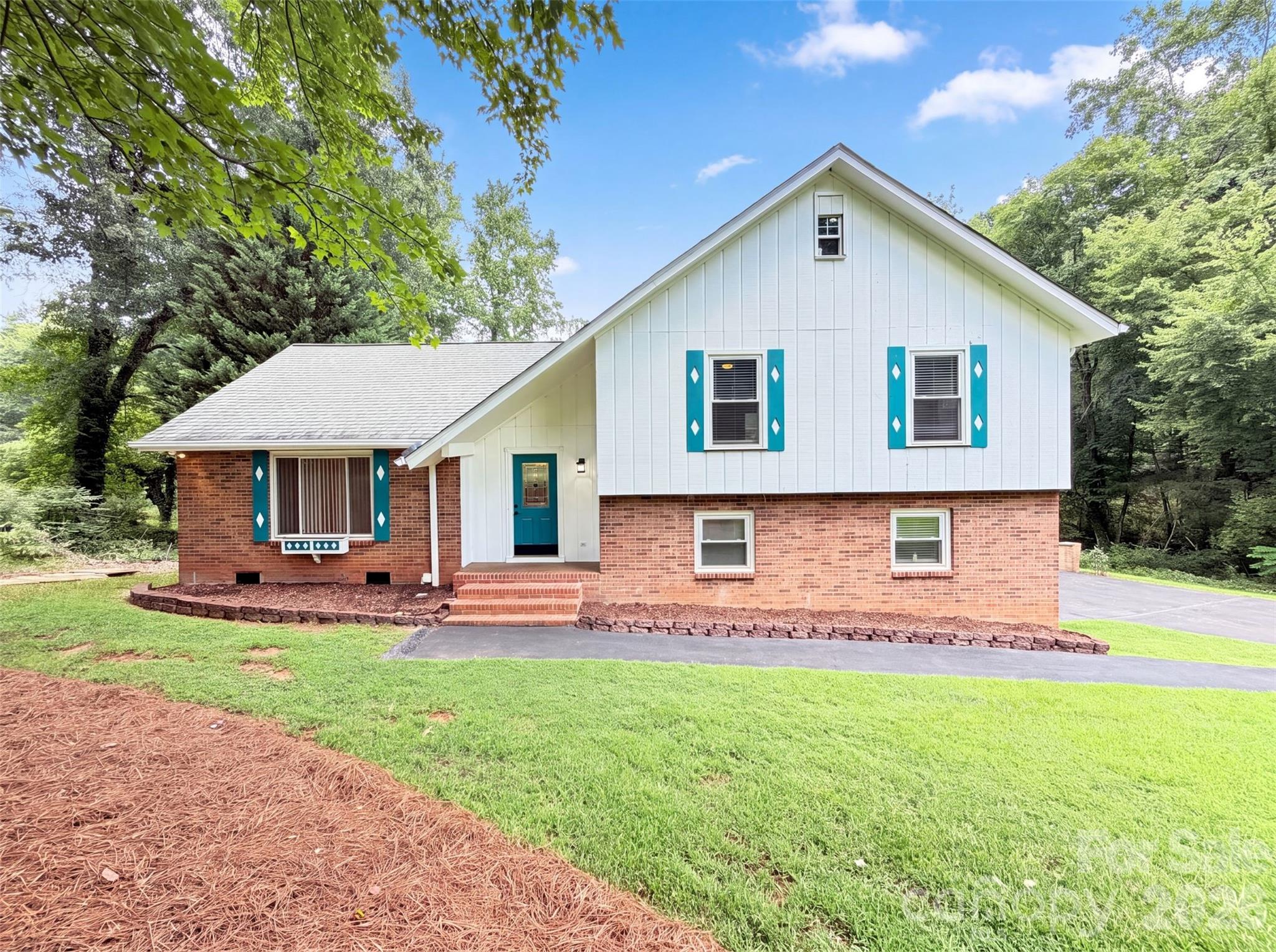 4600 Carving Tree Drive — photo