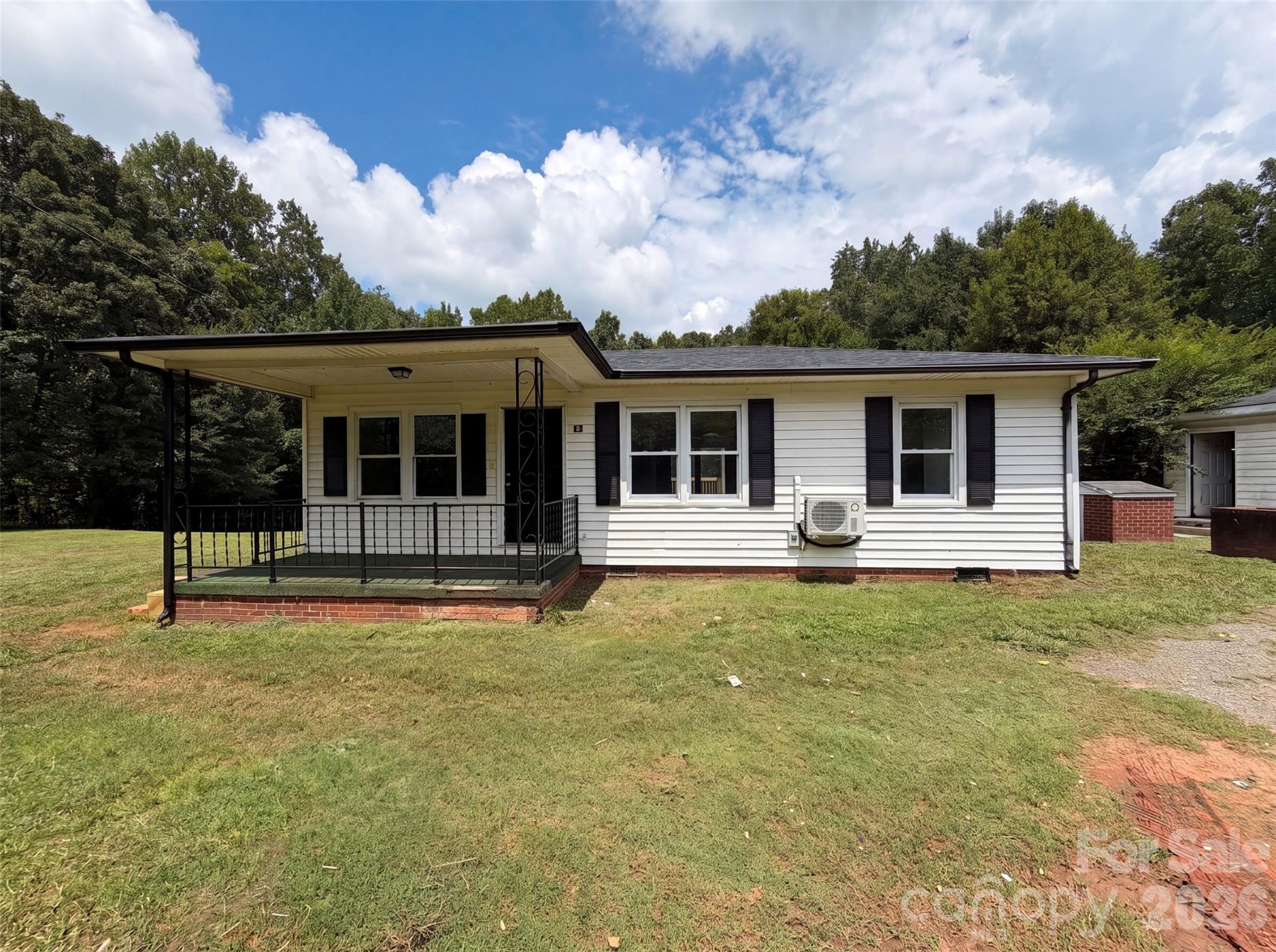 704 Morningside Drive — photo