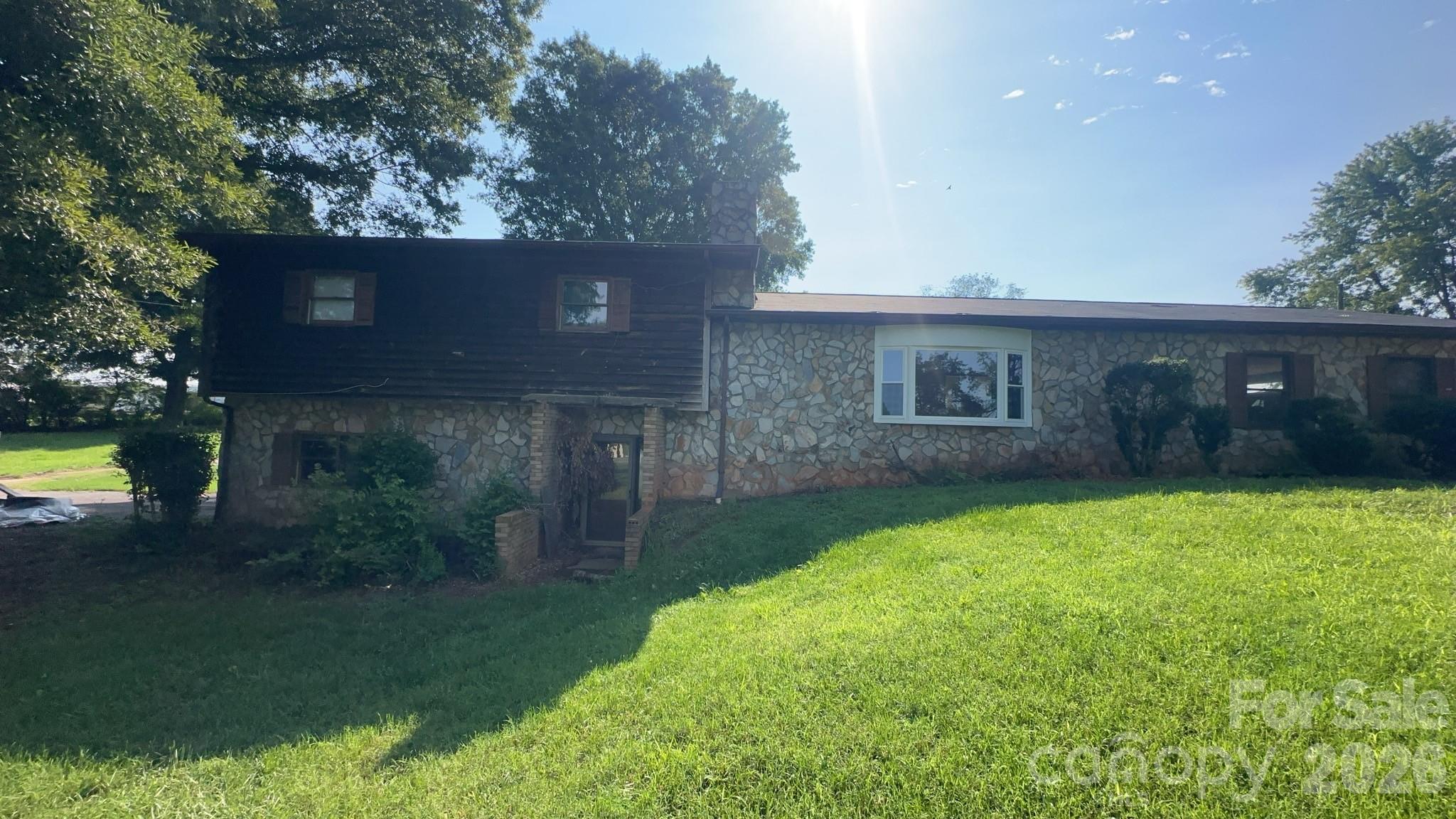 4294 Horseshoe Bend Road — photo