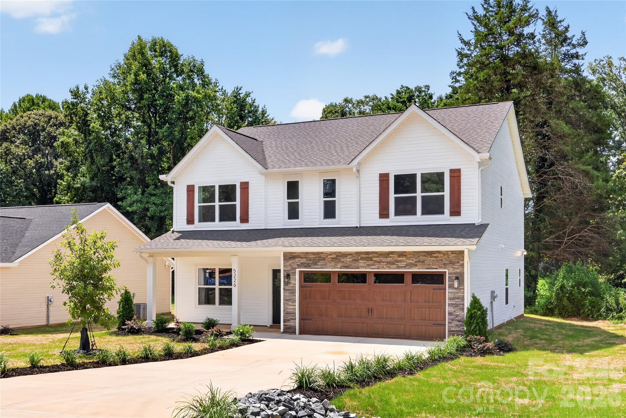 5226 Hickory Lane — photo