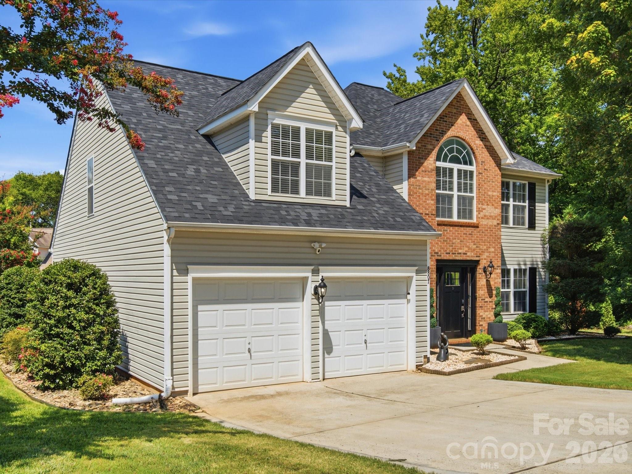 8807 Royal Bluff Drive — photo
