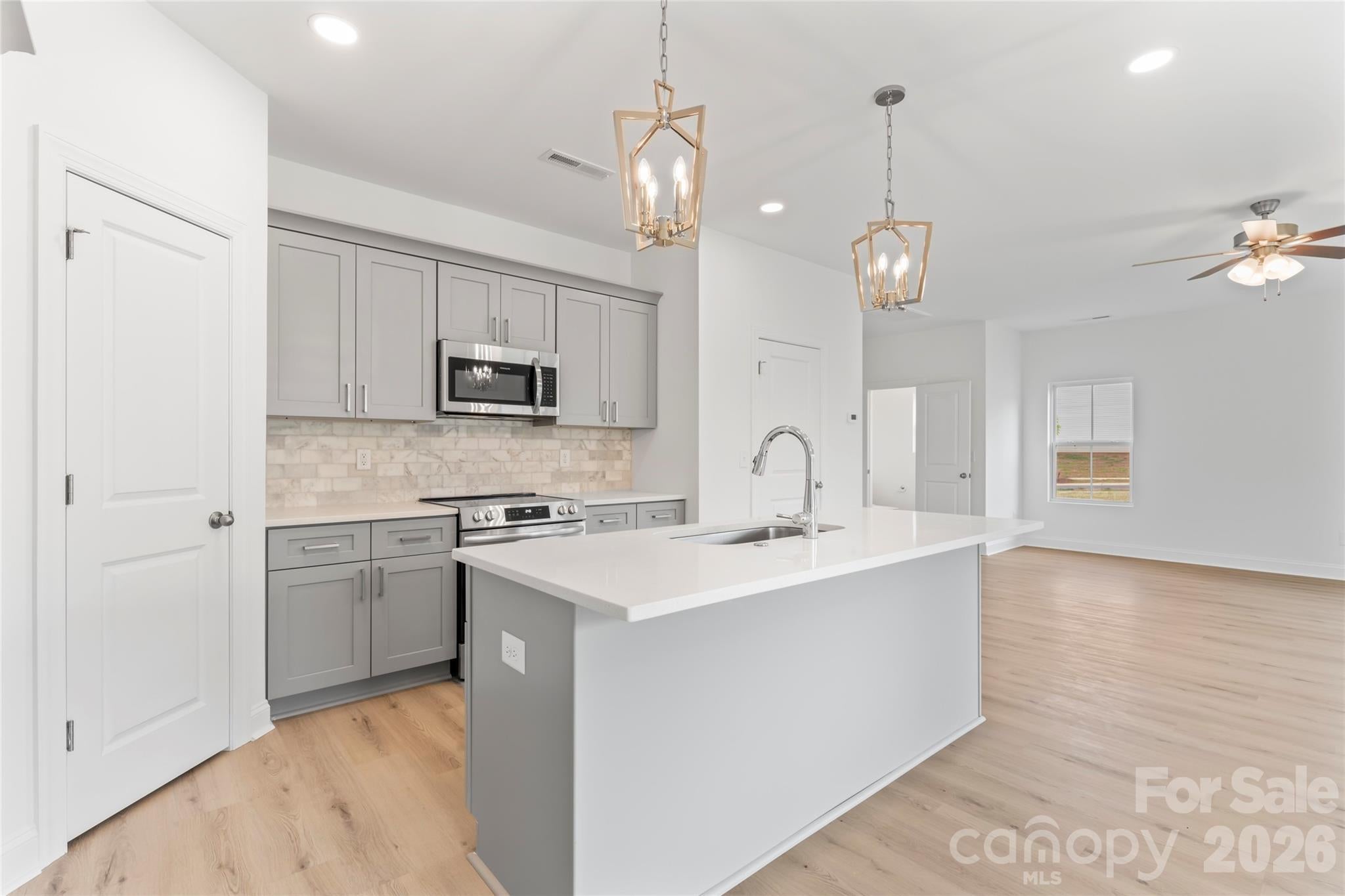 1595 Solitude Court — photo