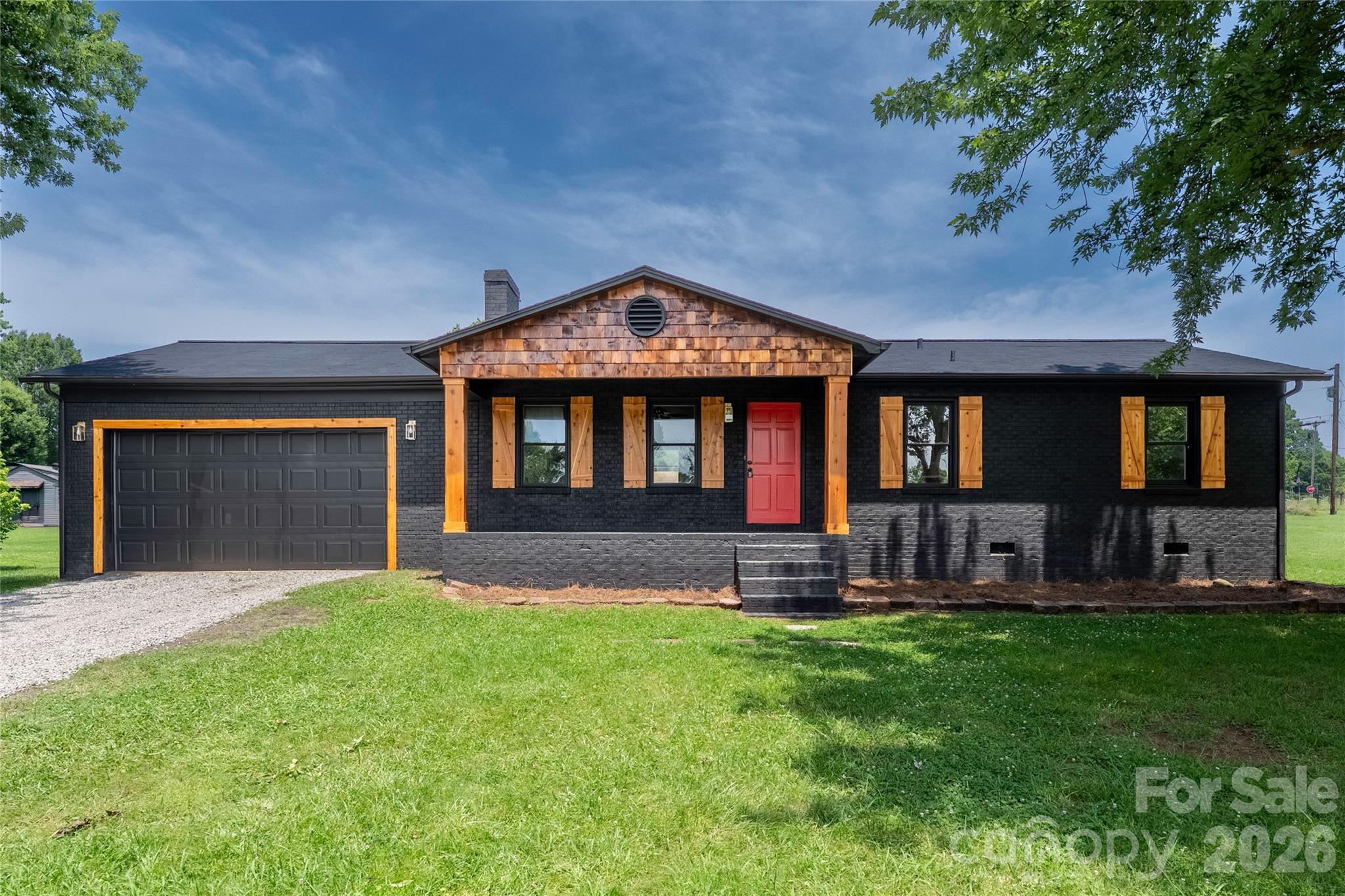 112 Robinette Lane — photo