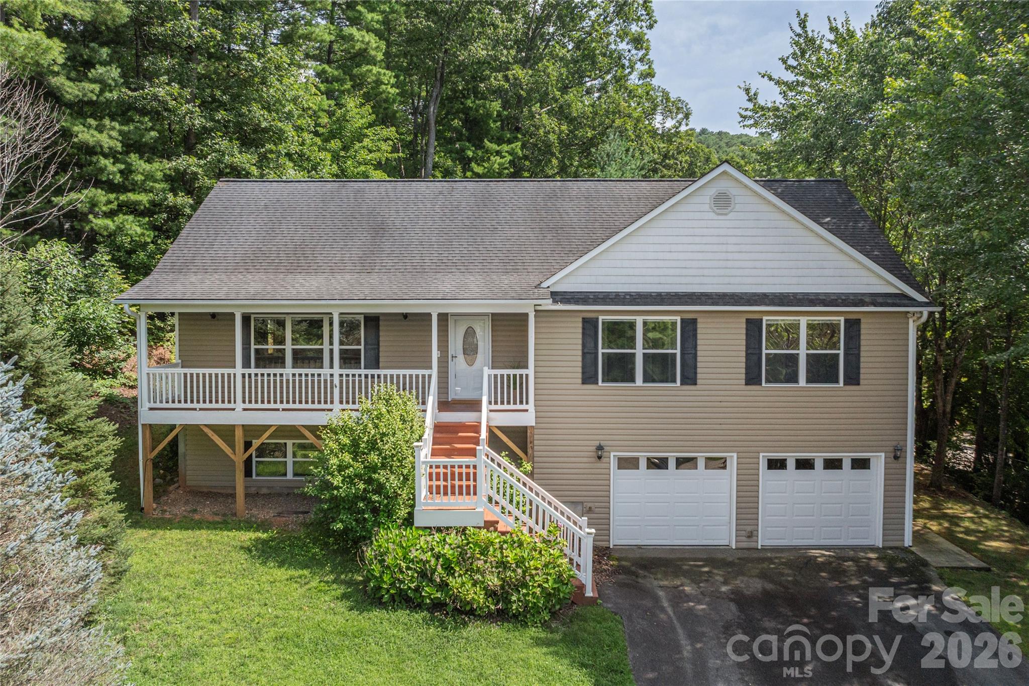 207 Christina Court — photo