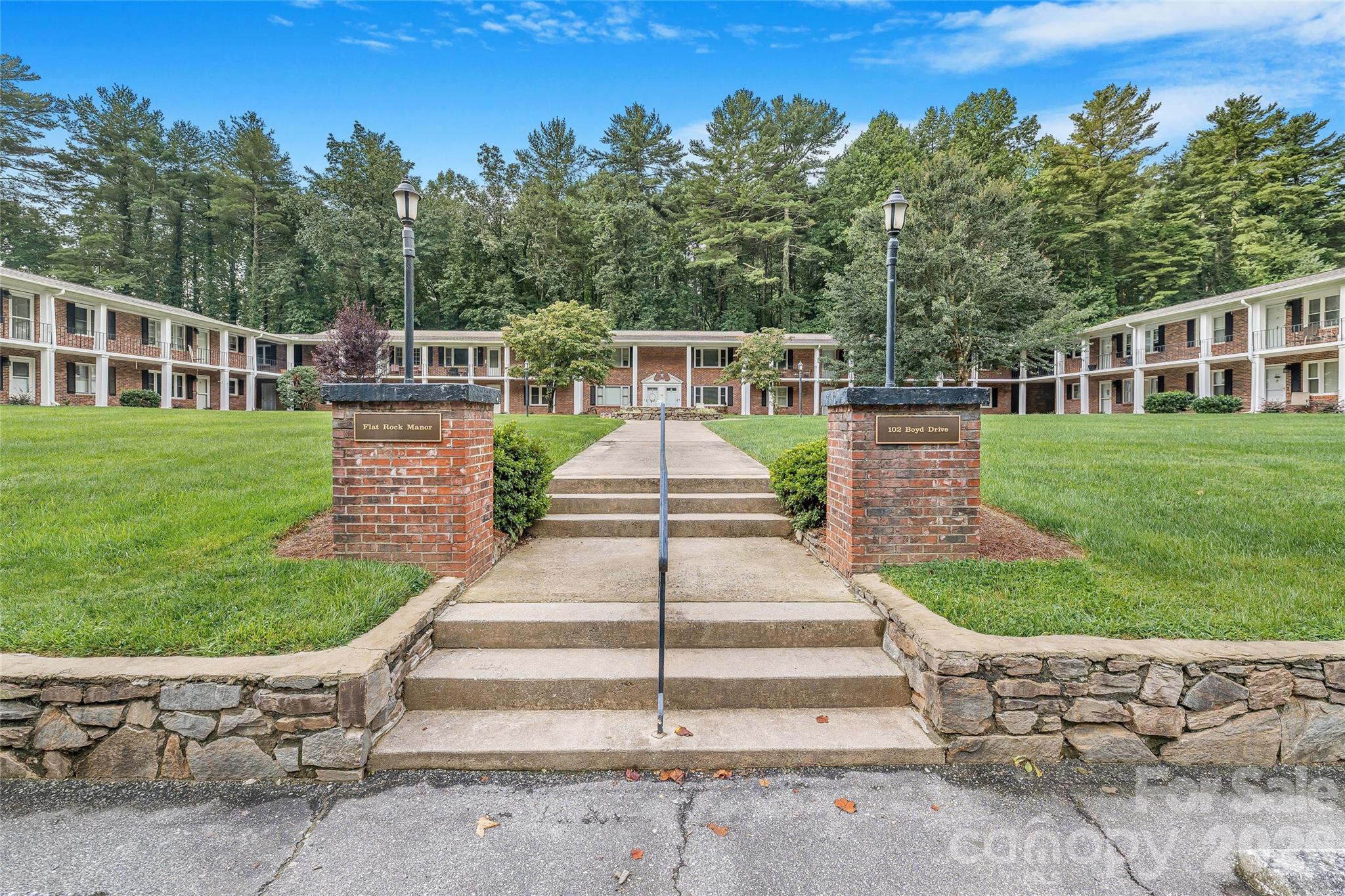 102 Boyd Drive 5C — photo
