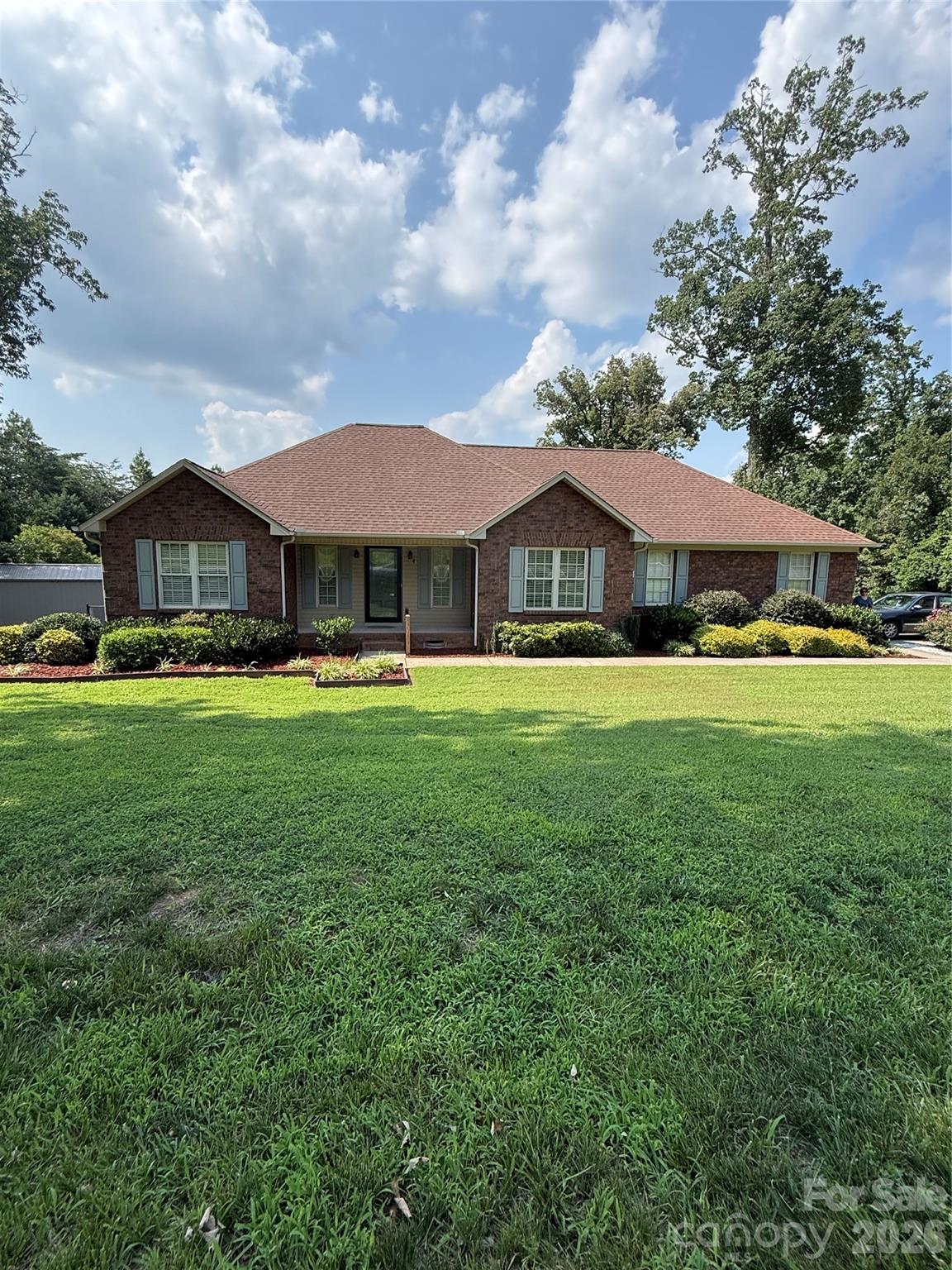 1005 Spring Rock Drive — photo