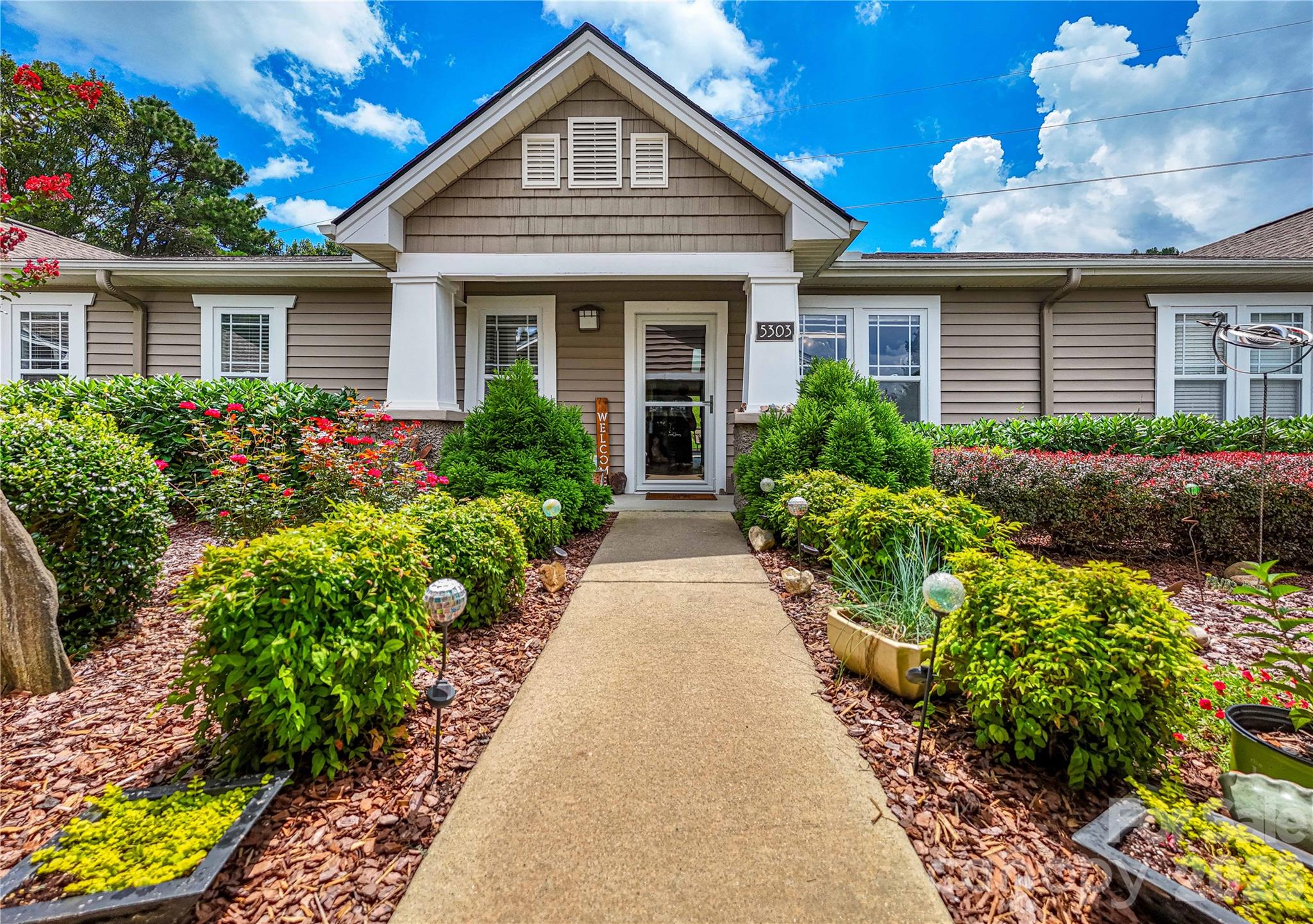 5303 Wood Duck Way — photo