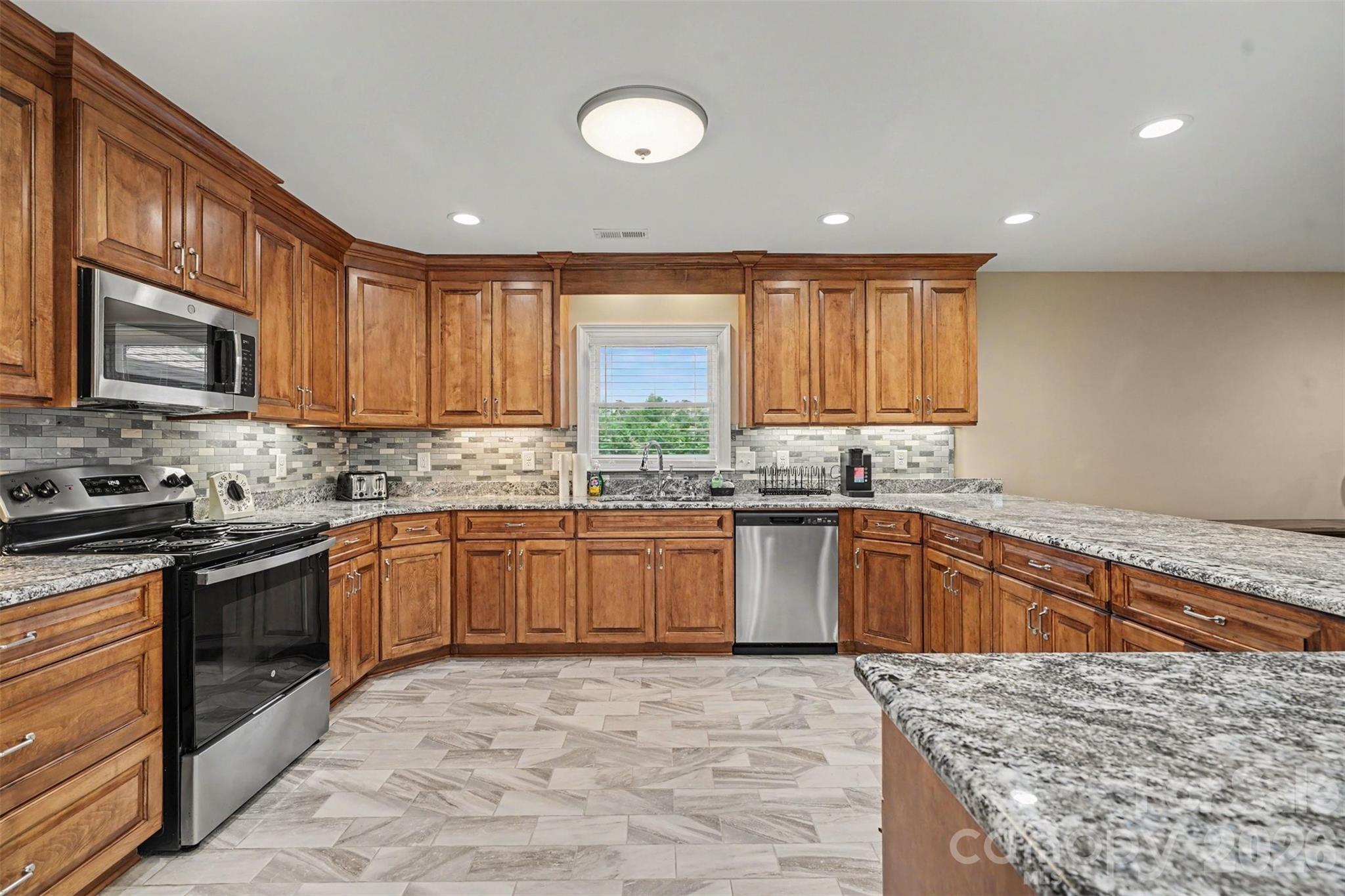 658 Hicks Hill Road — photo