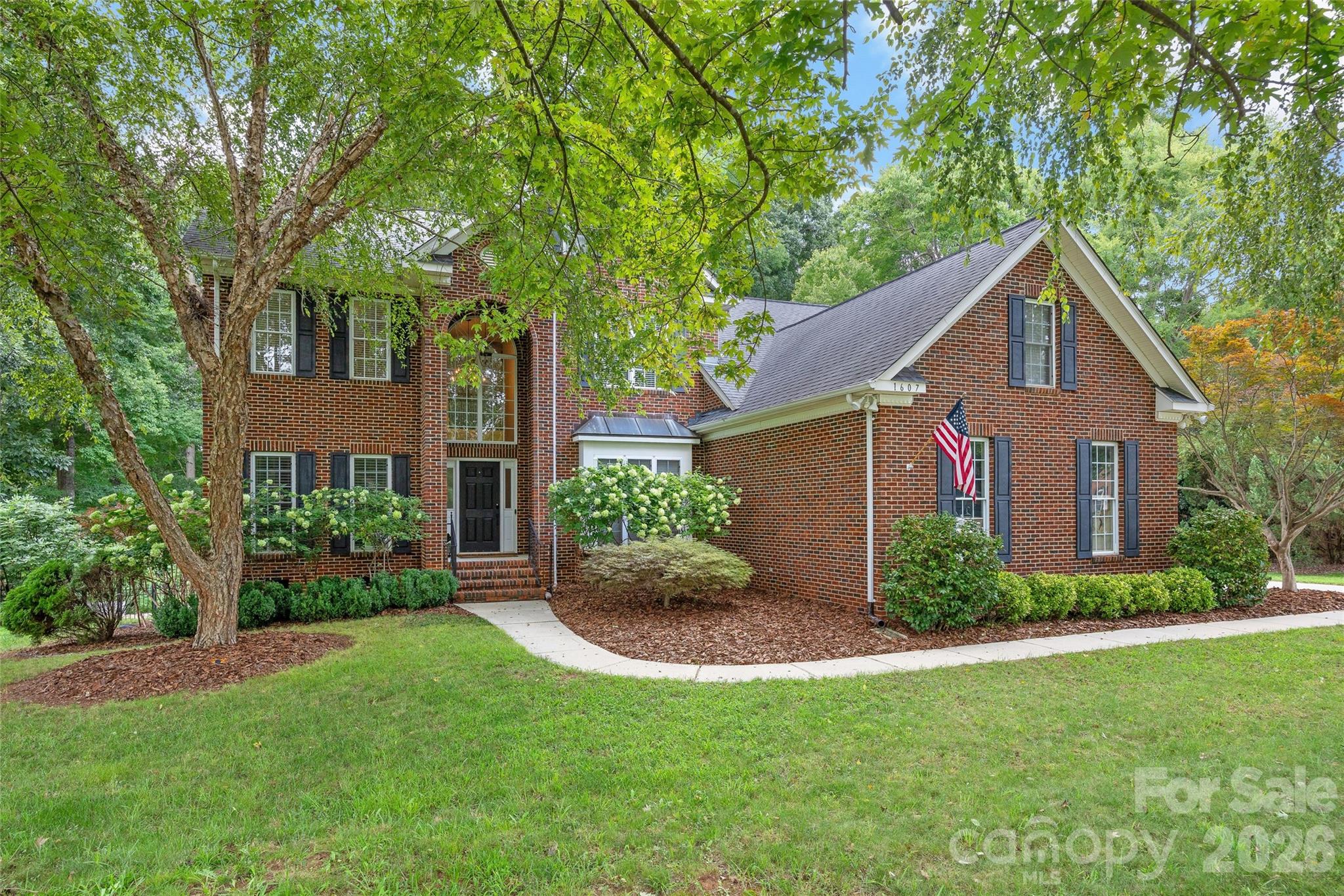 1607 Crestgate Drive — photo
