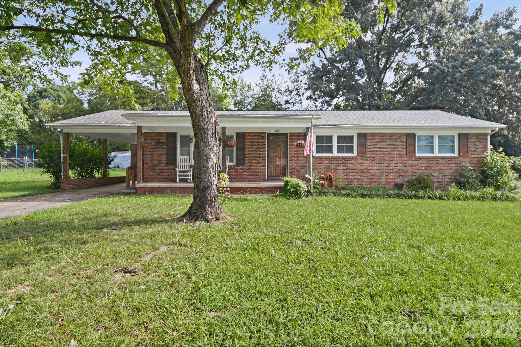 3502 Merry Oaks Lane — photo