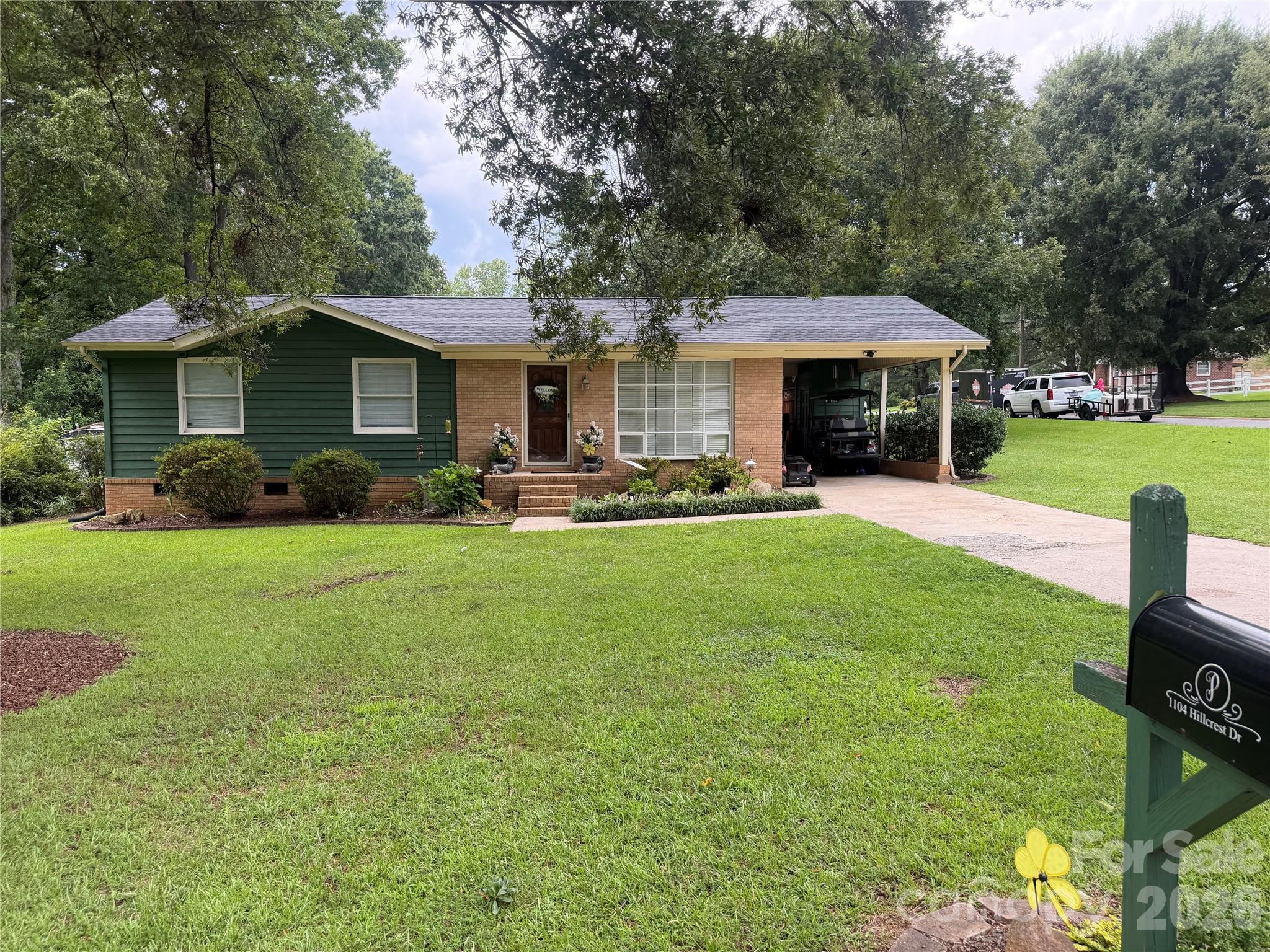 1104 Hillcrest Drive L 34 — photo