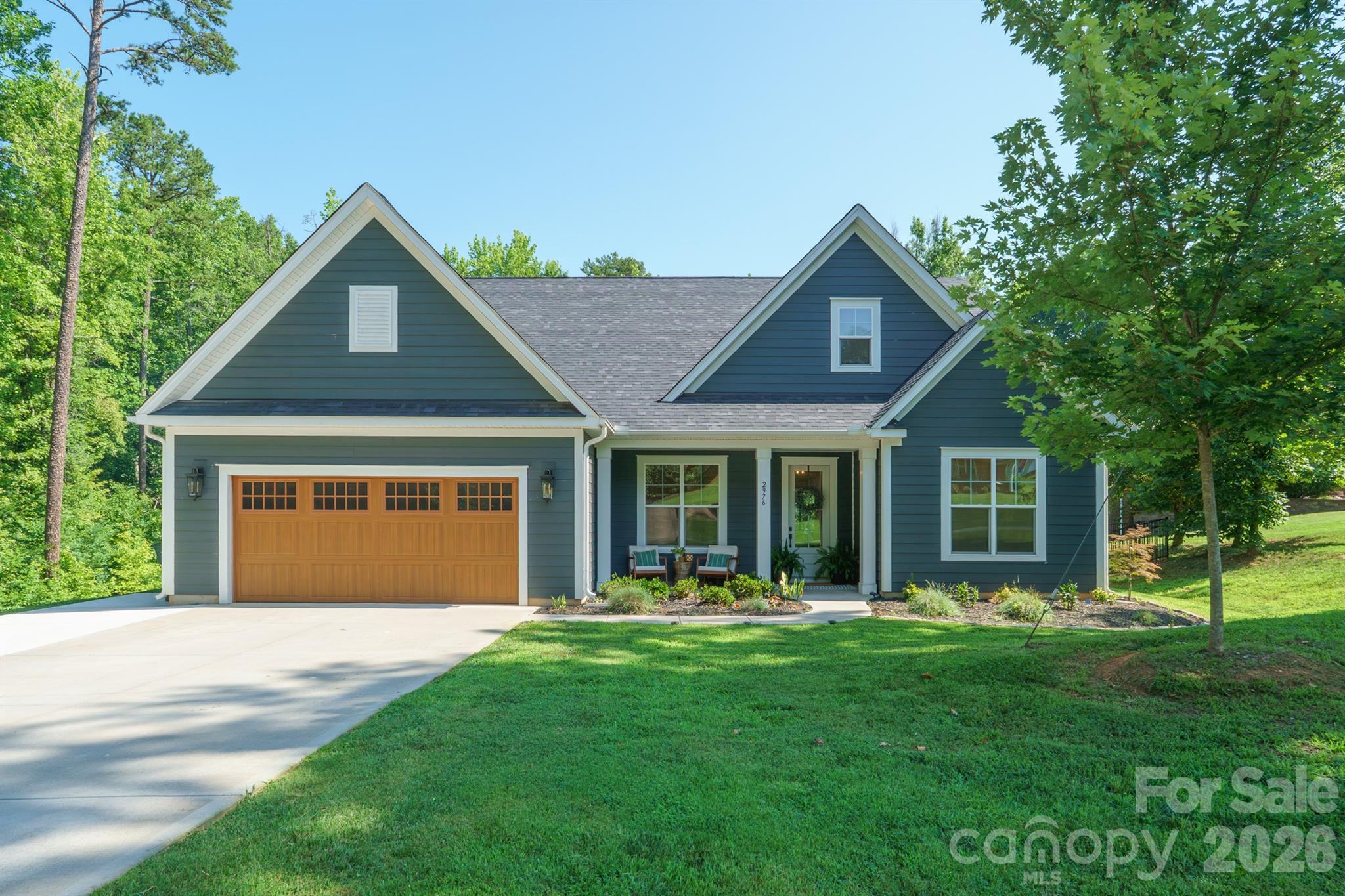 2976 Walter Drive NW — photo