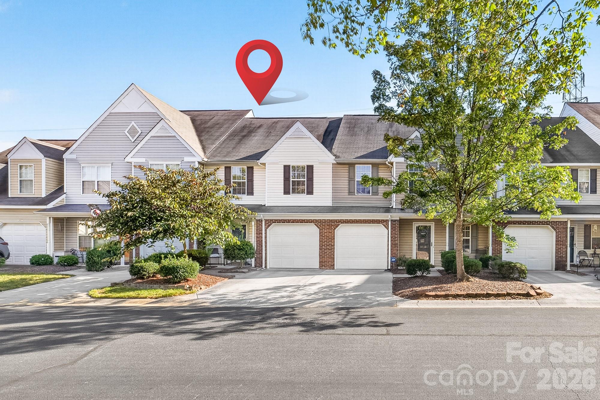 9712 Elizabeth Townes Lane — photo