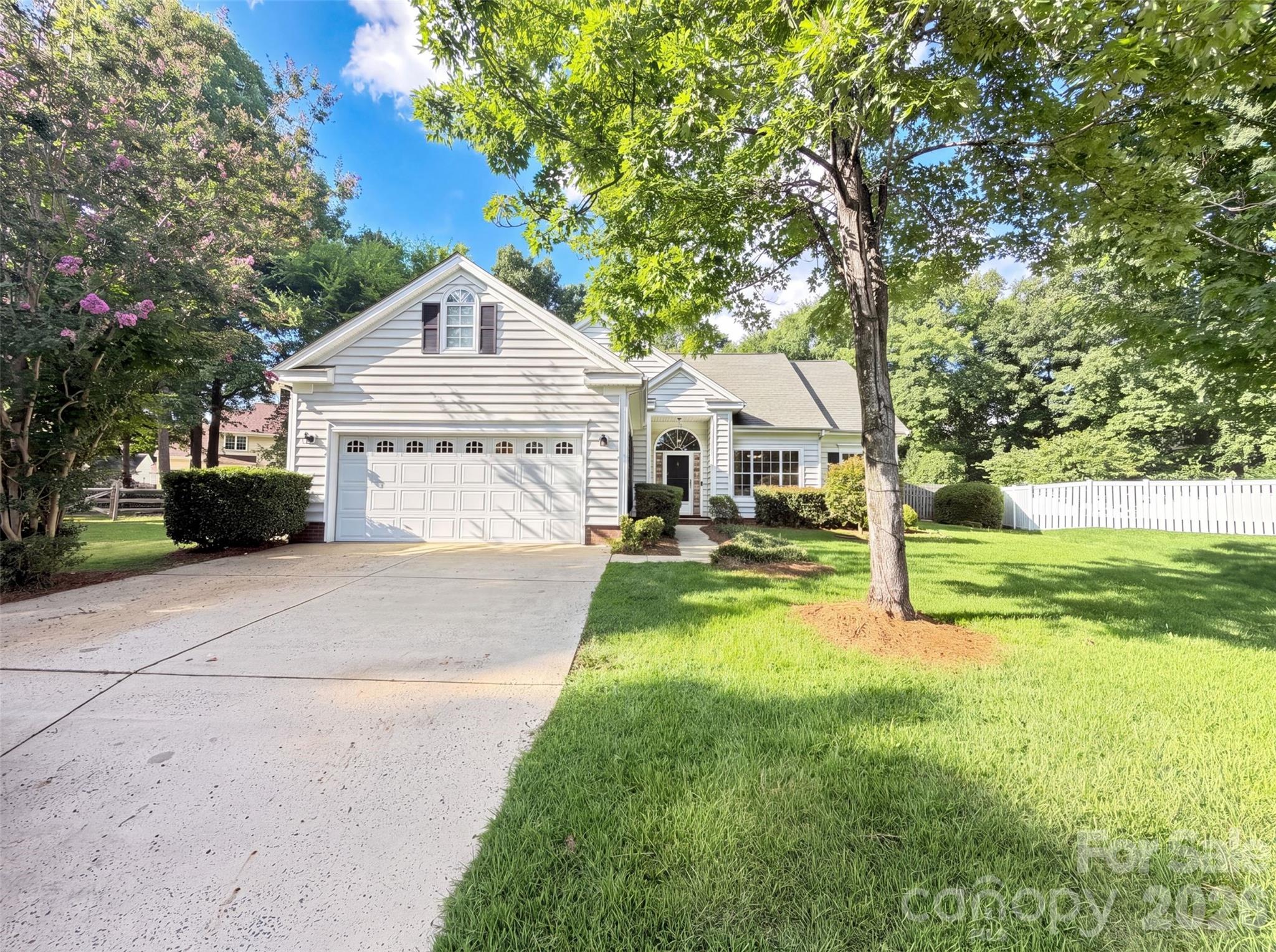 8536 Albury Walk Lane — photo