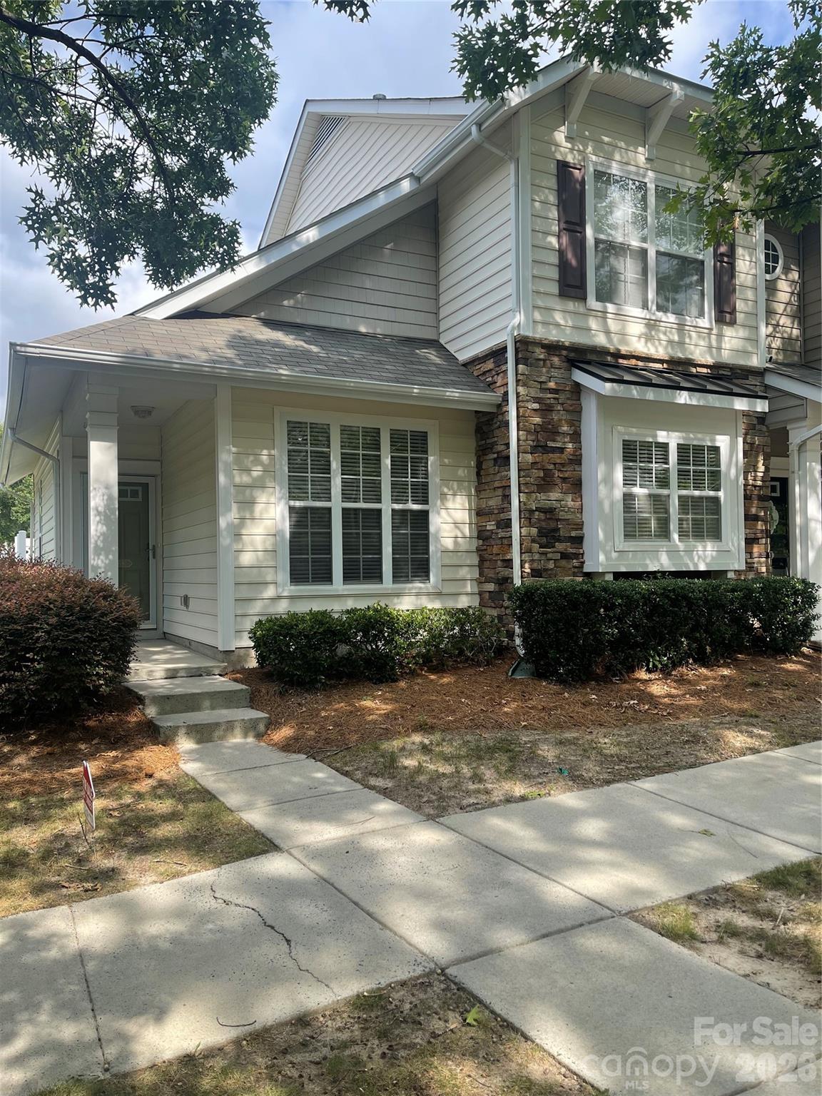 1158 Hammond Drive — photo