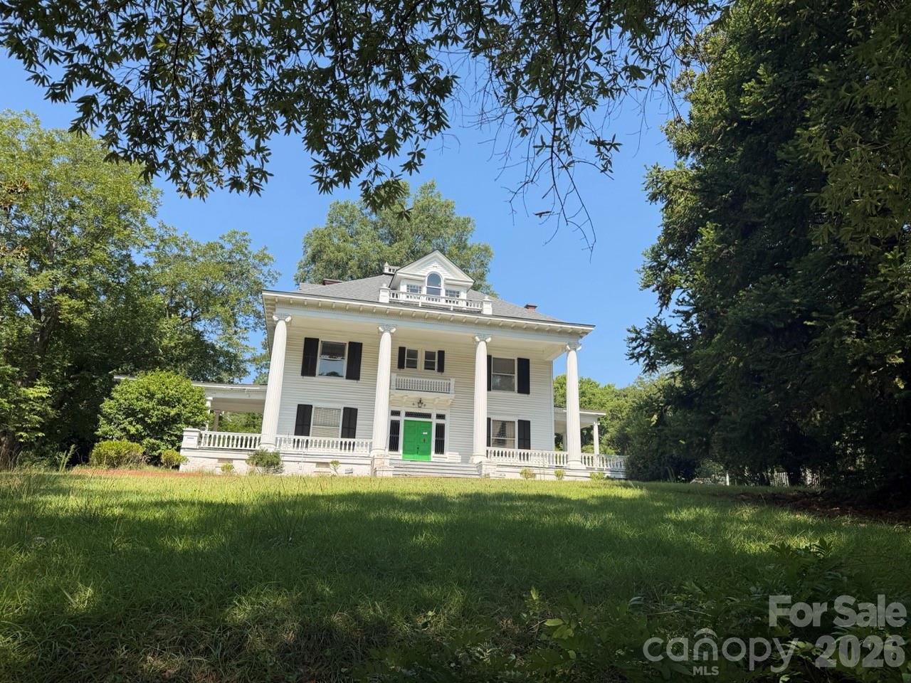 206 Rose Terrace — photo