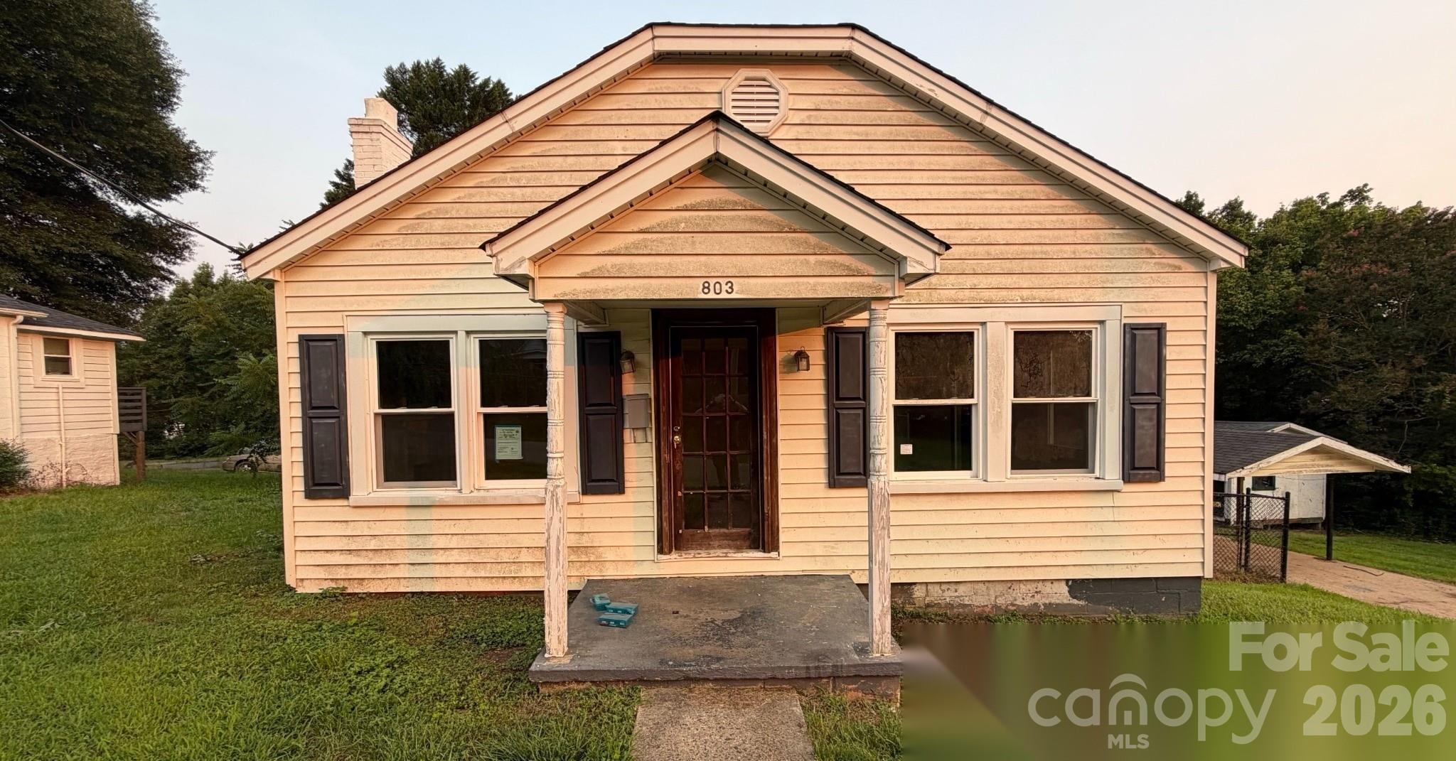 803 S Grove Street — photo