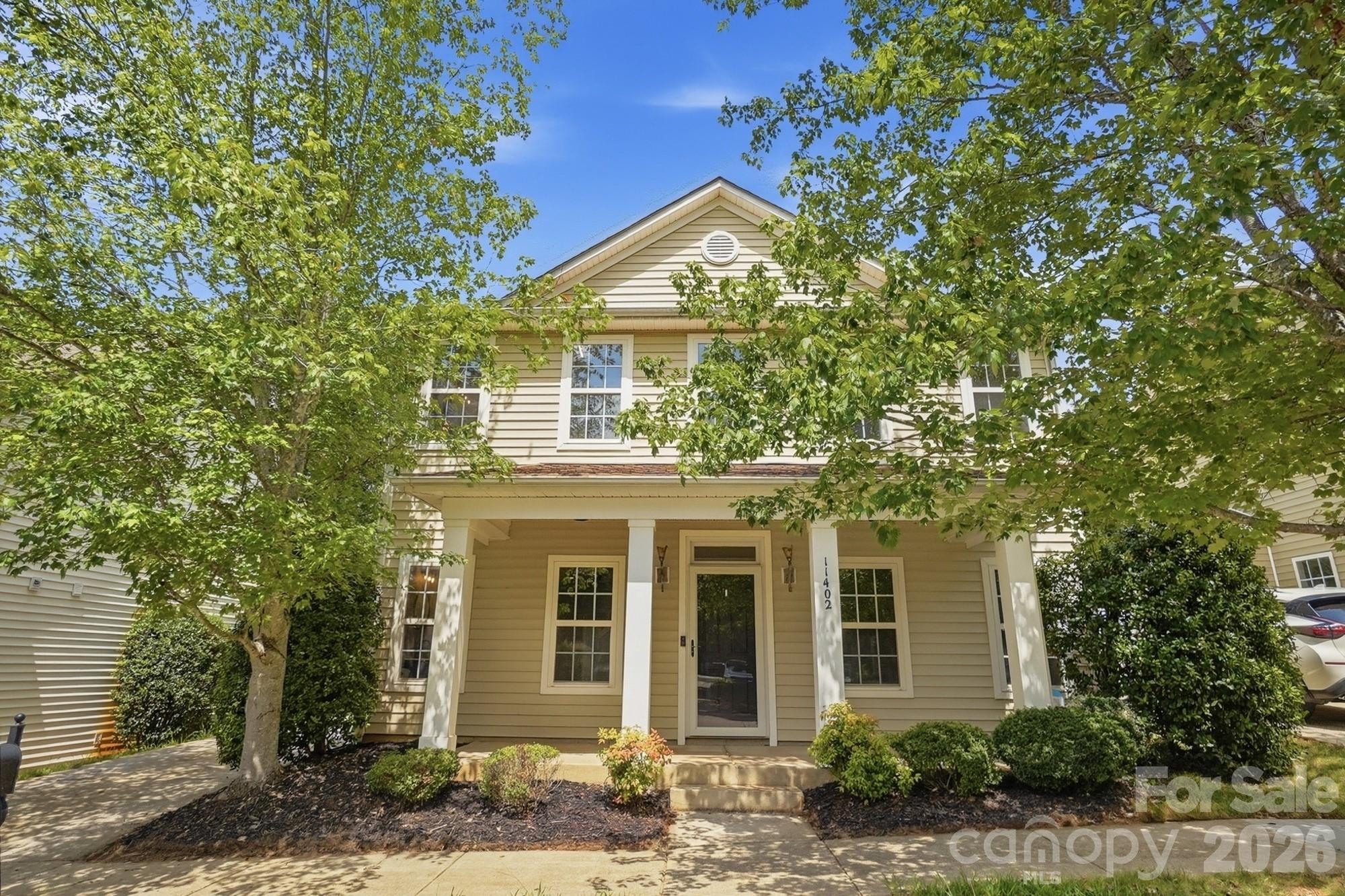 11402 Heritage Green Drive — photo