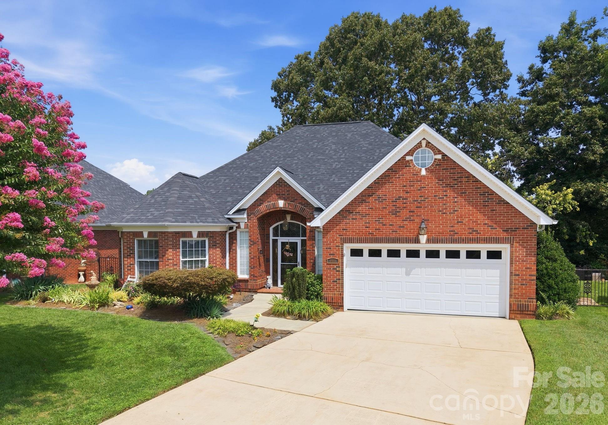 1511 Elkhart Circle — photo