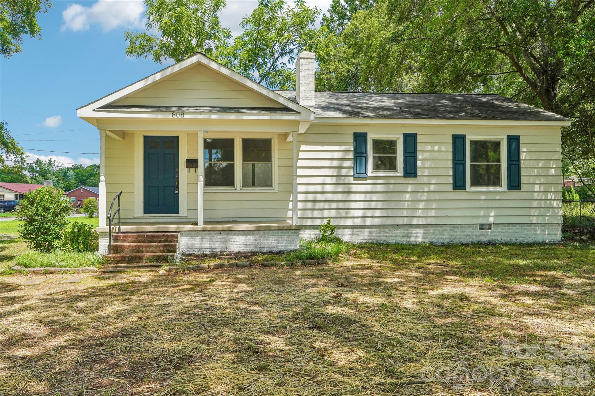 808 Lowery Street — photo