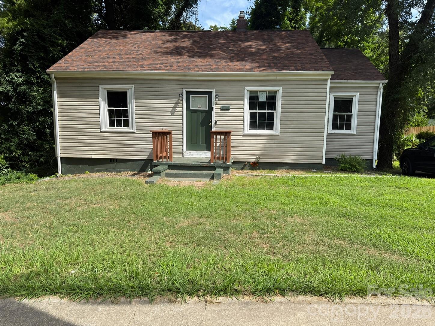 826 W Davidson Avenue — photo