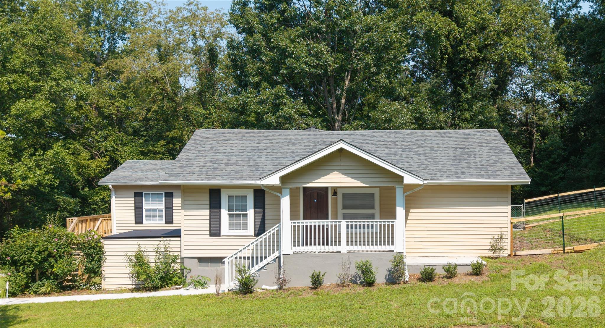 1240 Piedmont Drive NW — photo