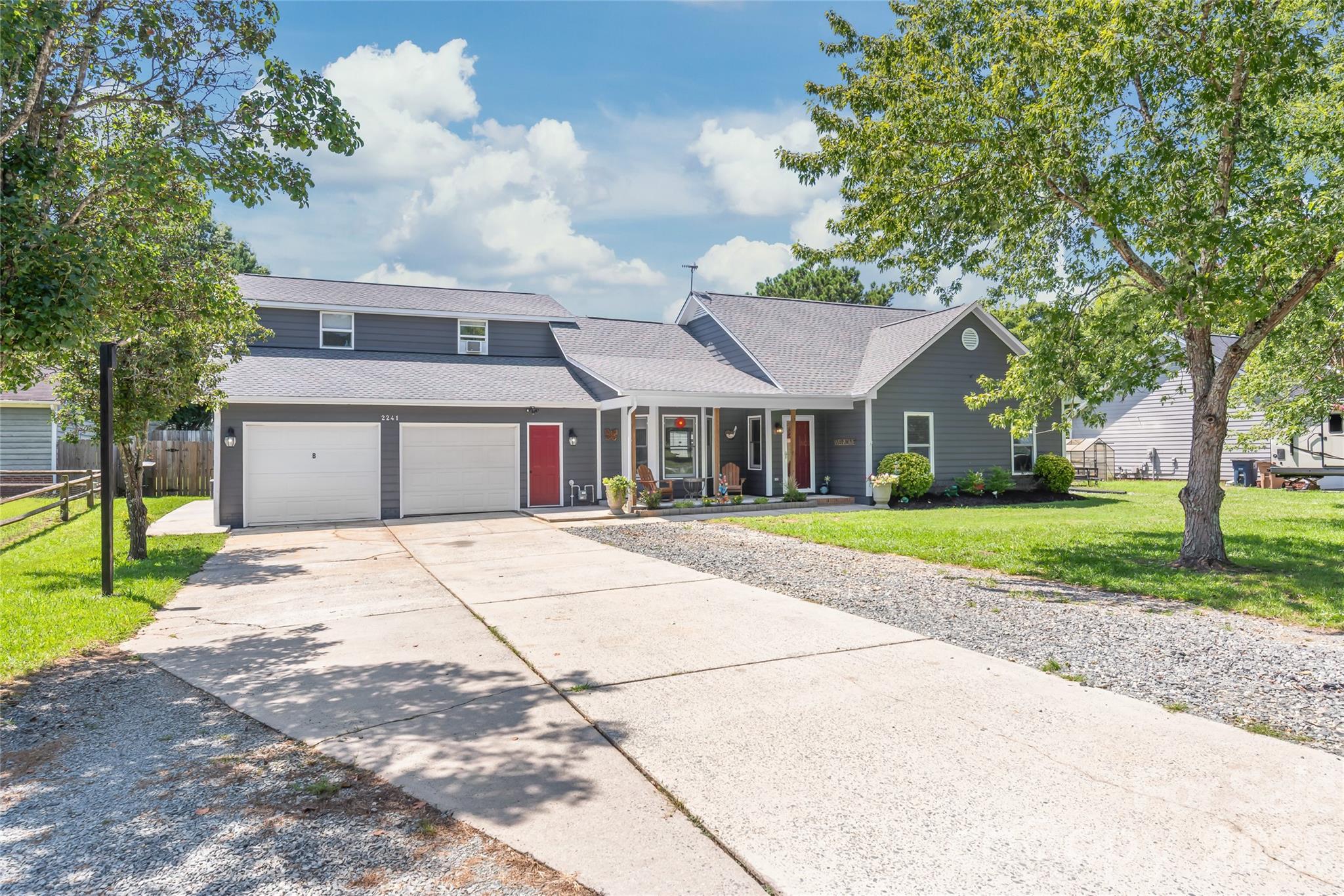 2241 Indian Cross Trail — photo