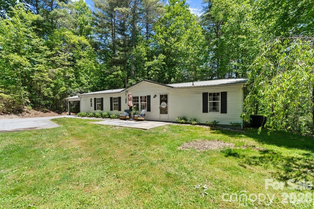 122 Fallswood Court — photo