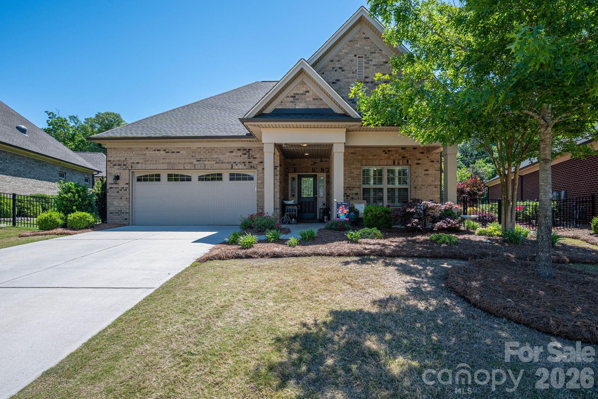 5228 Courtyard Lane — photo