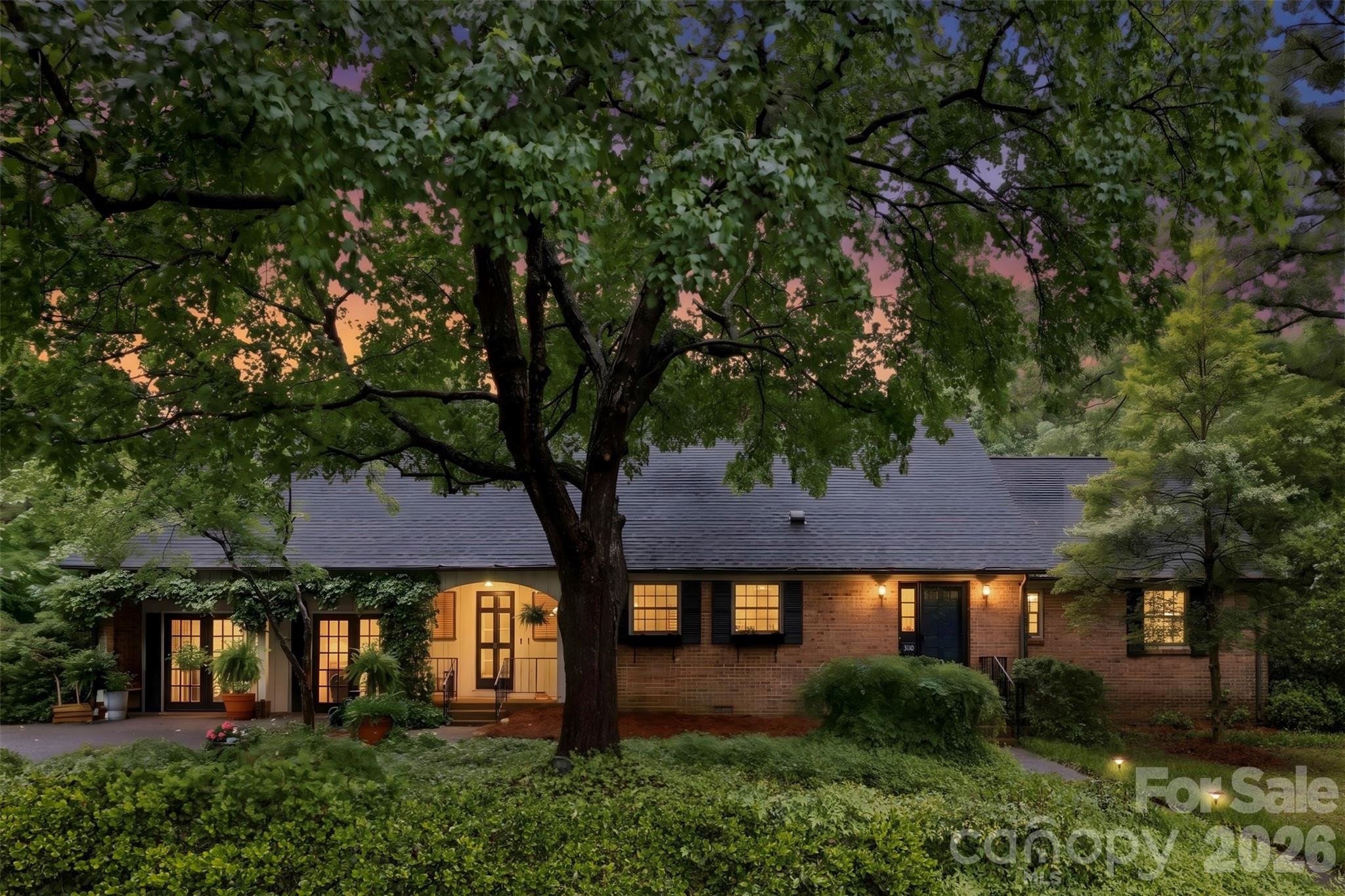 3110 Robinwood Road — photo