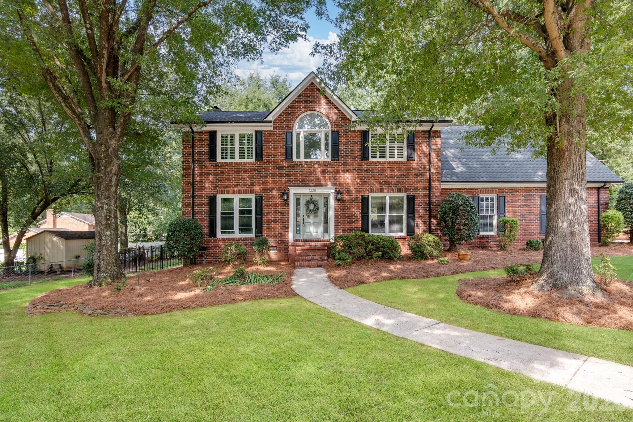 1228 12th Fairway Drive NW — photo