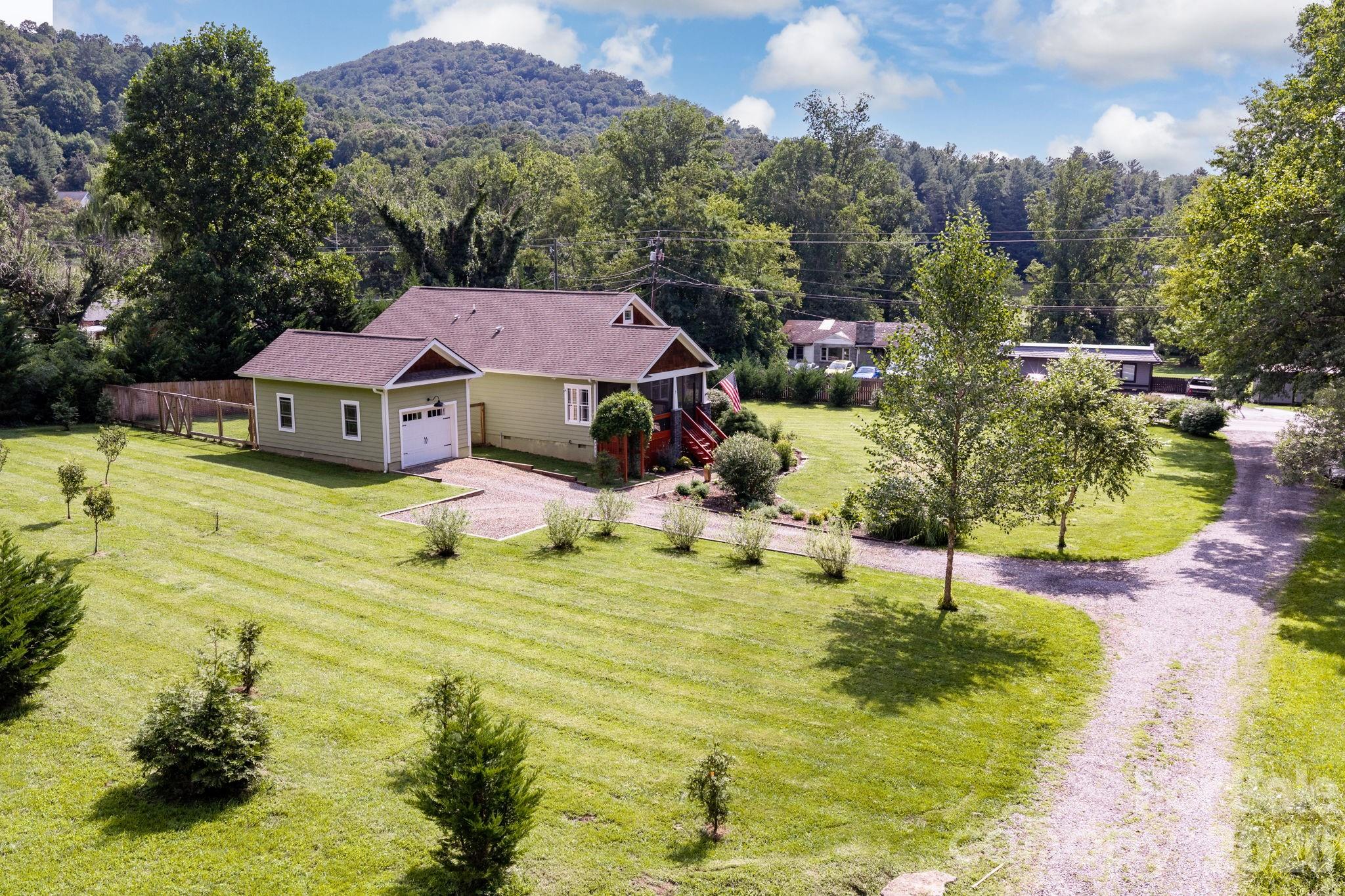 7 Addison Fisher Way — photo