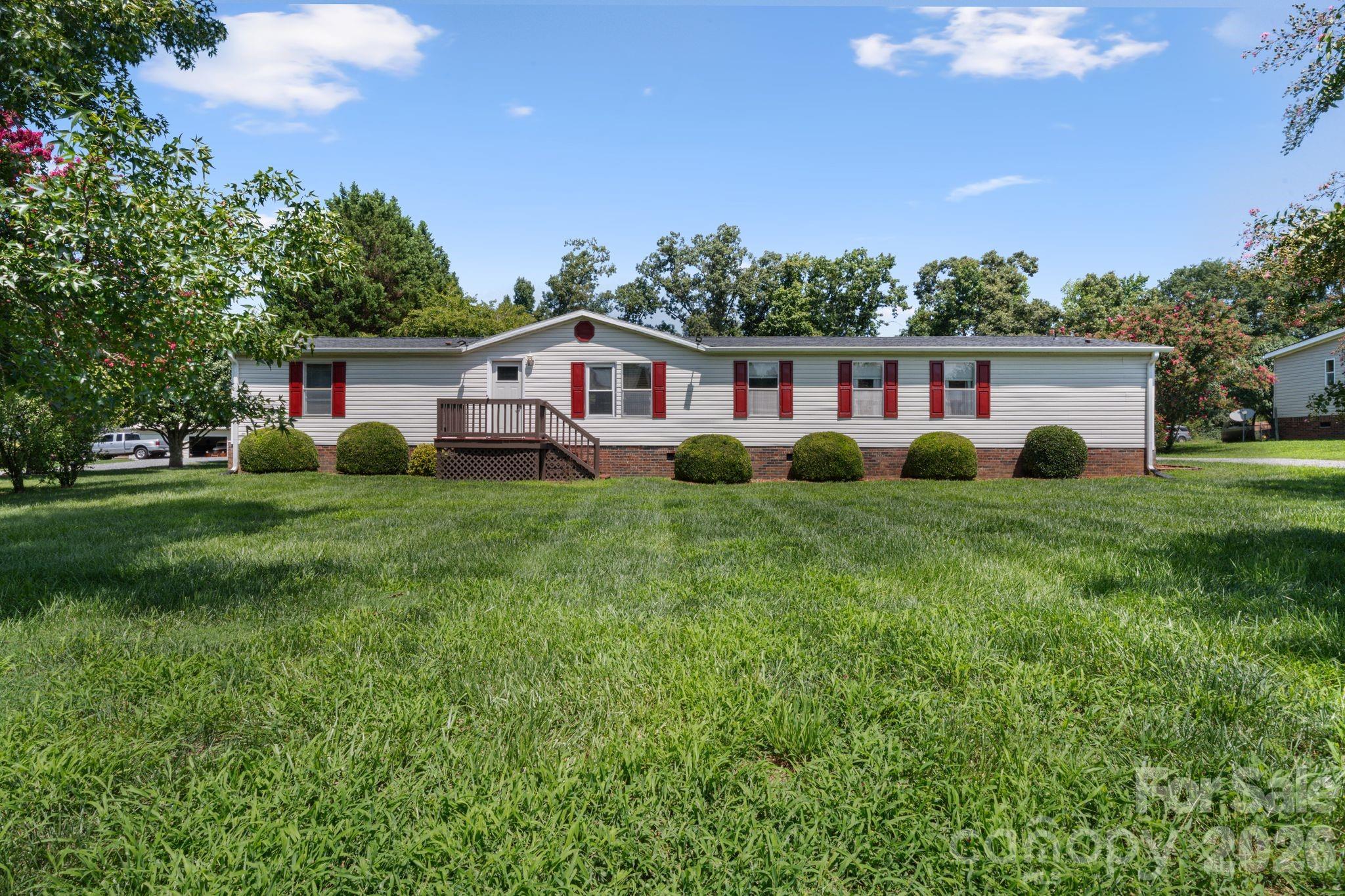 172 Baxter Way — photo