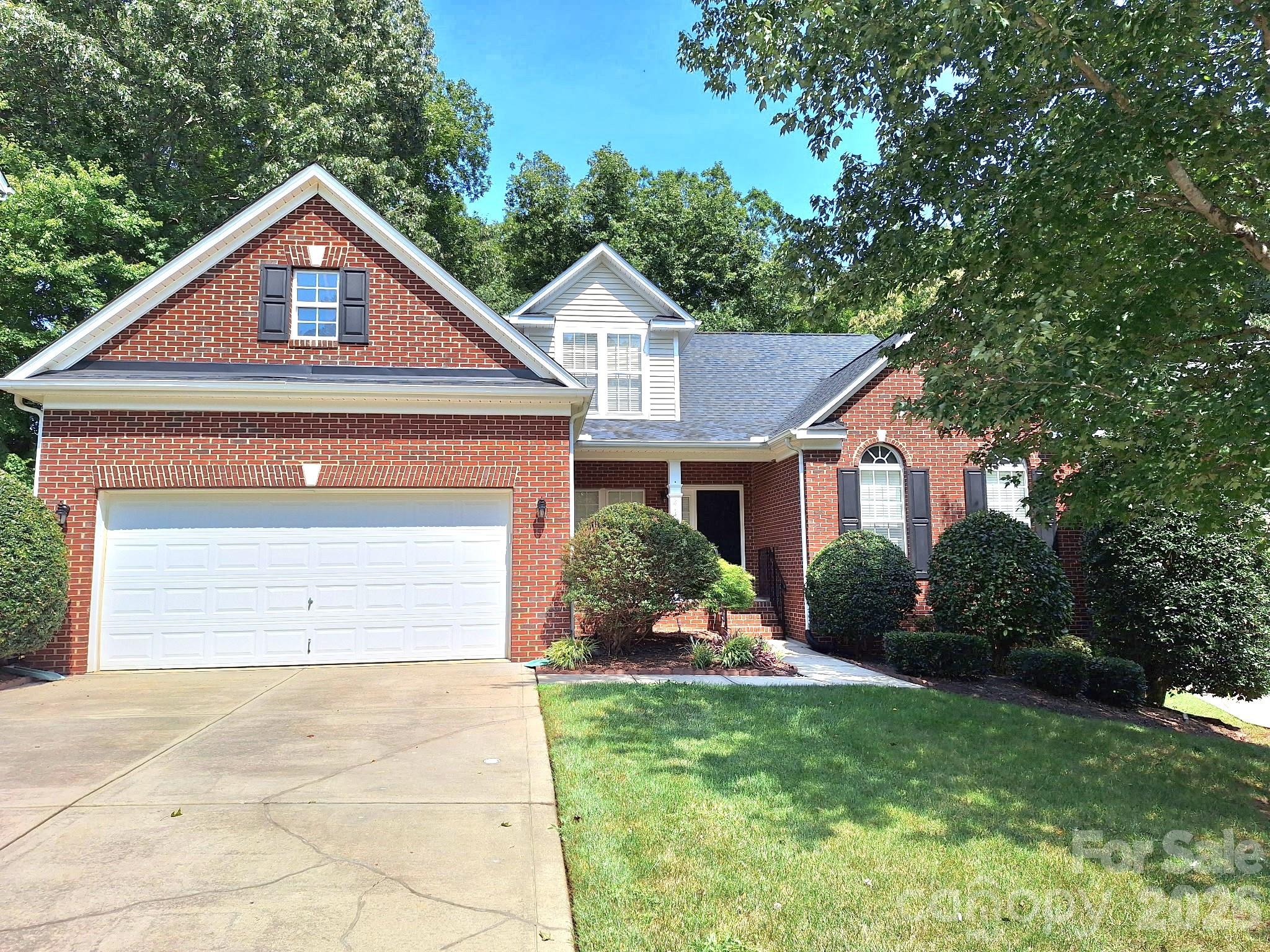 2141 Lord Proprietor Lane — photo