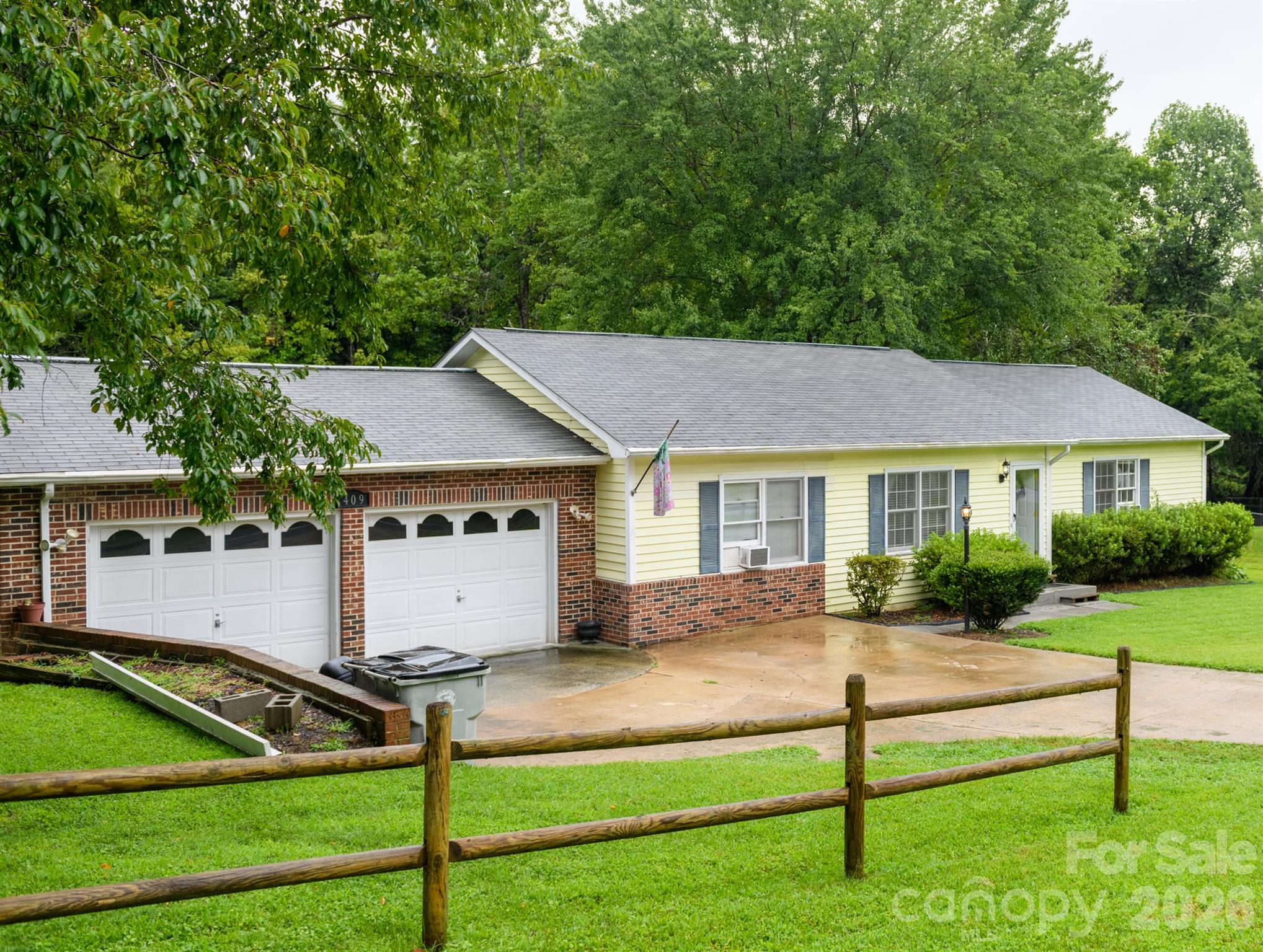 409 Cottrell Hill Road — photo