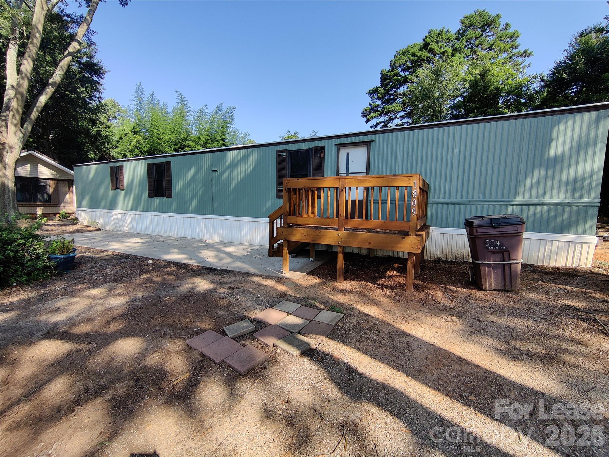 1809 Dallas Stanley Highway — photo