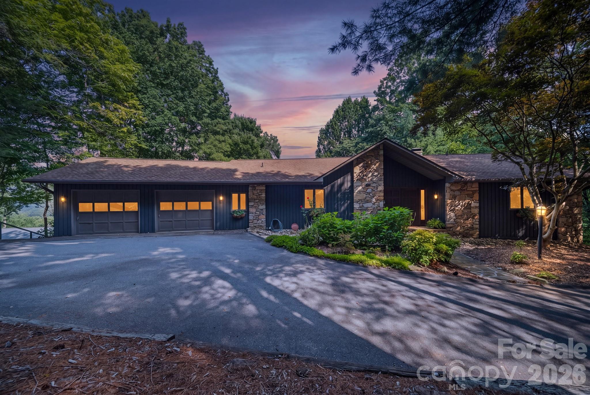 1105 High Vista Drive — photo