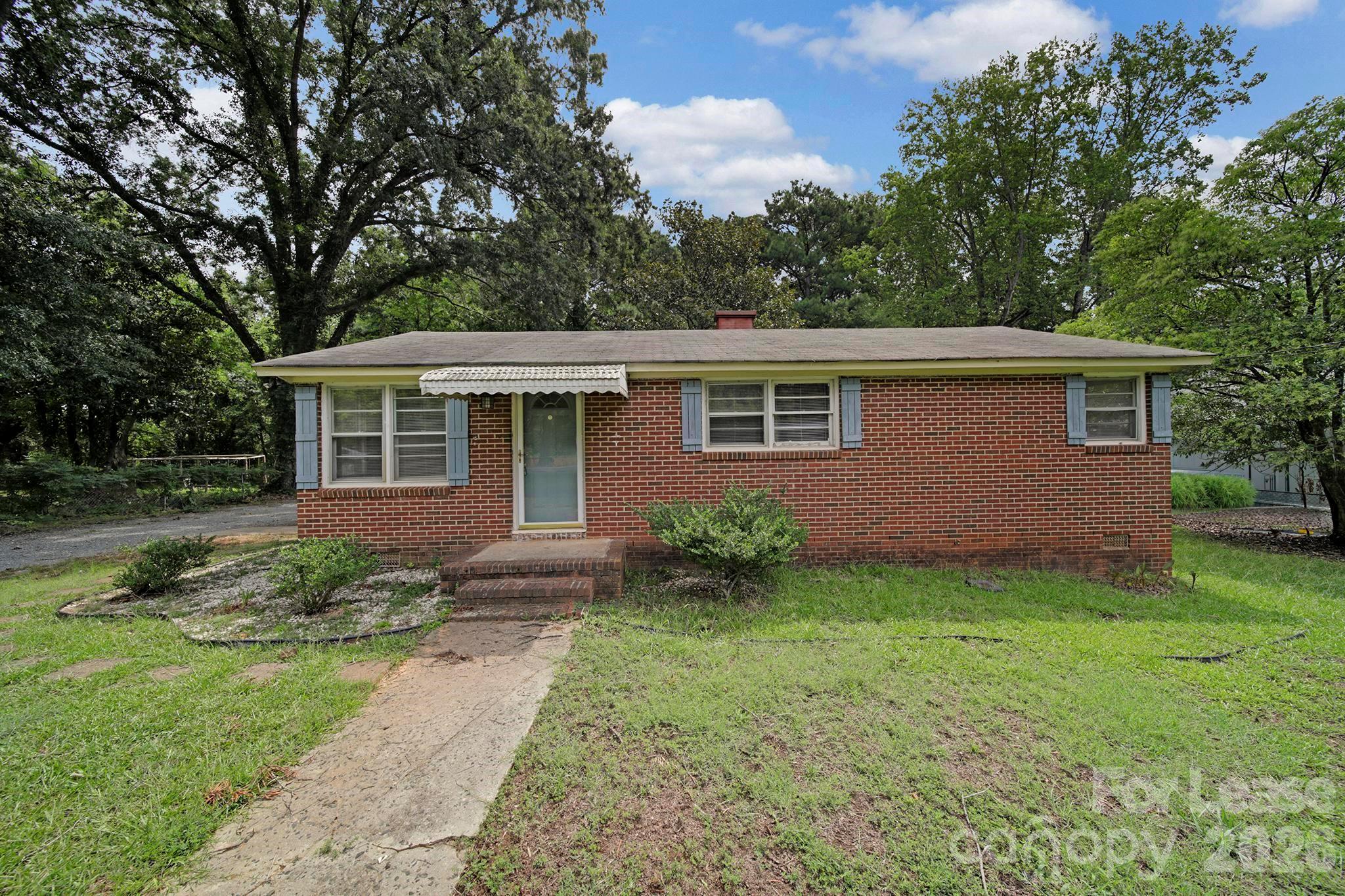 501 Olin Drive — photo