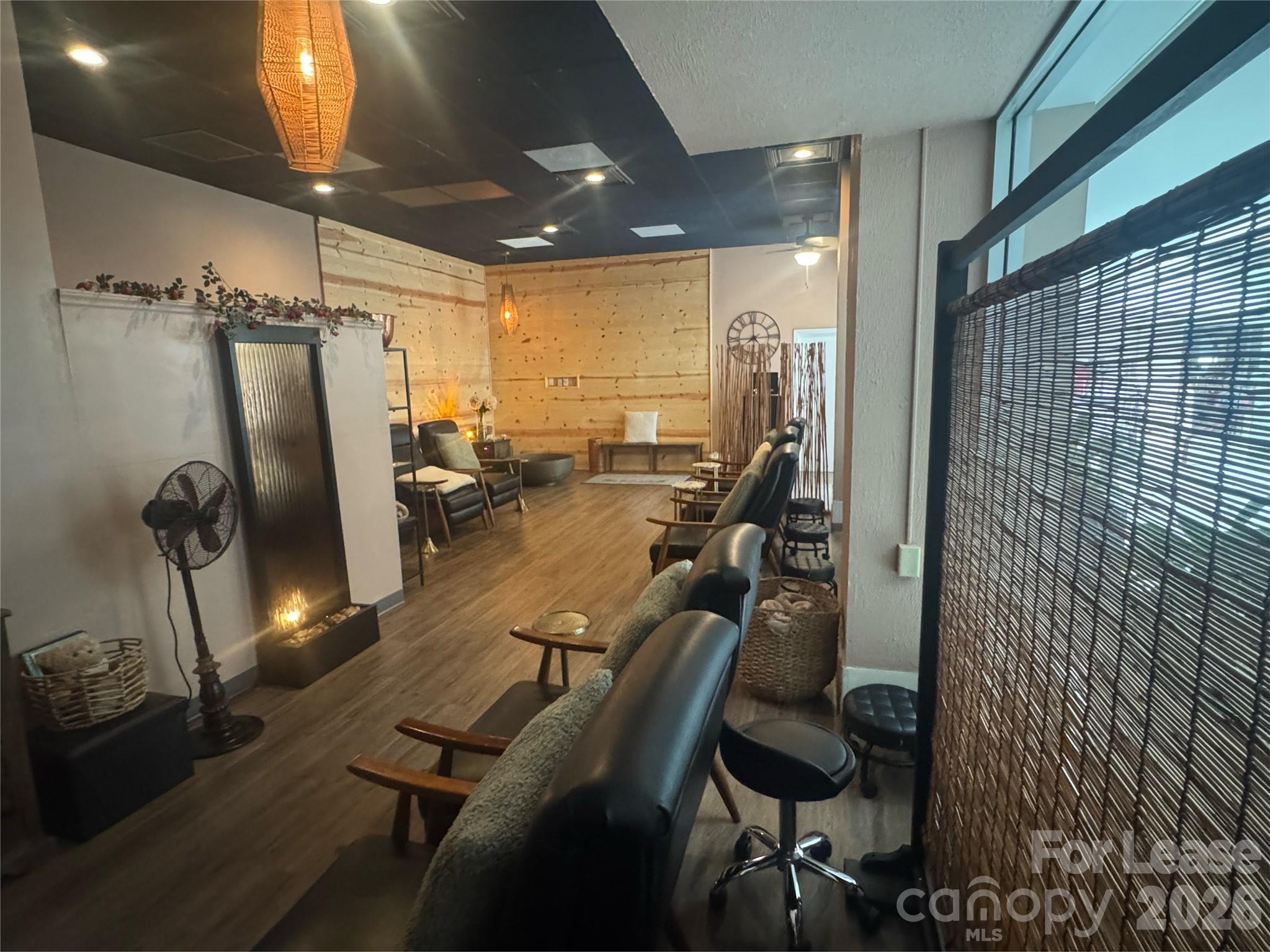 46 Haywood Street Atrium 5 — photo