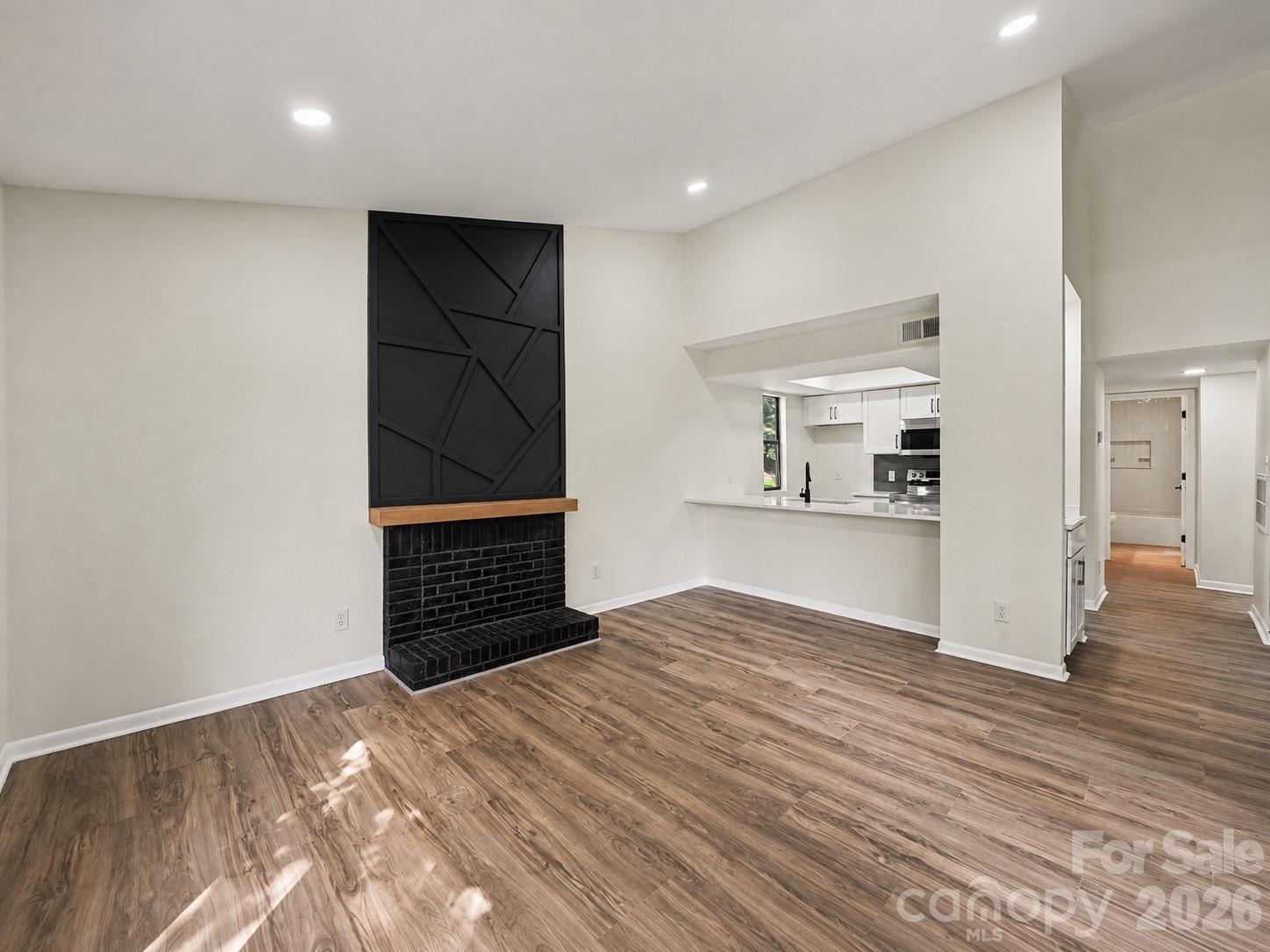 8027 Cedar Glen Drive — photo
