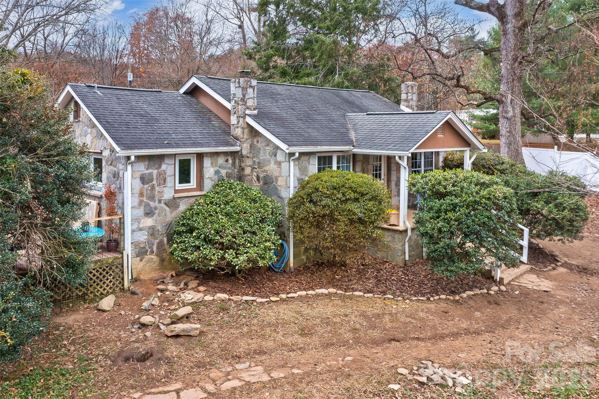 136 Flynn Branch Road — photo