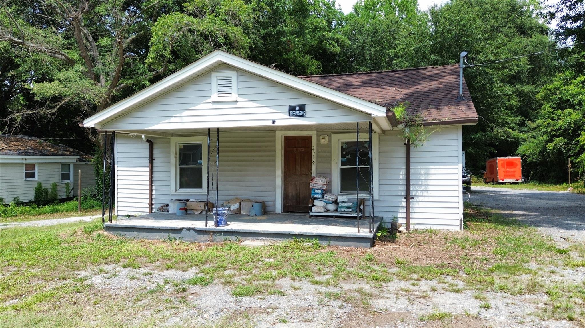 2518 Crescent Lane — photo