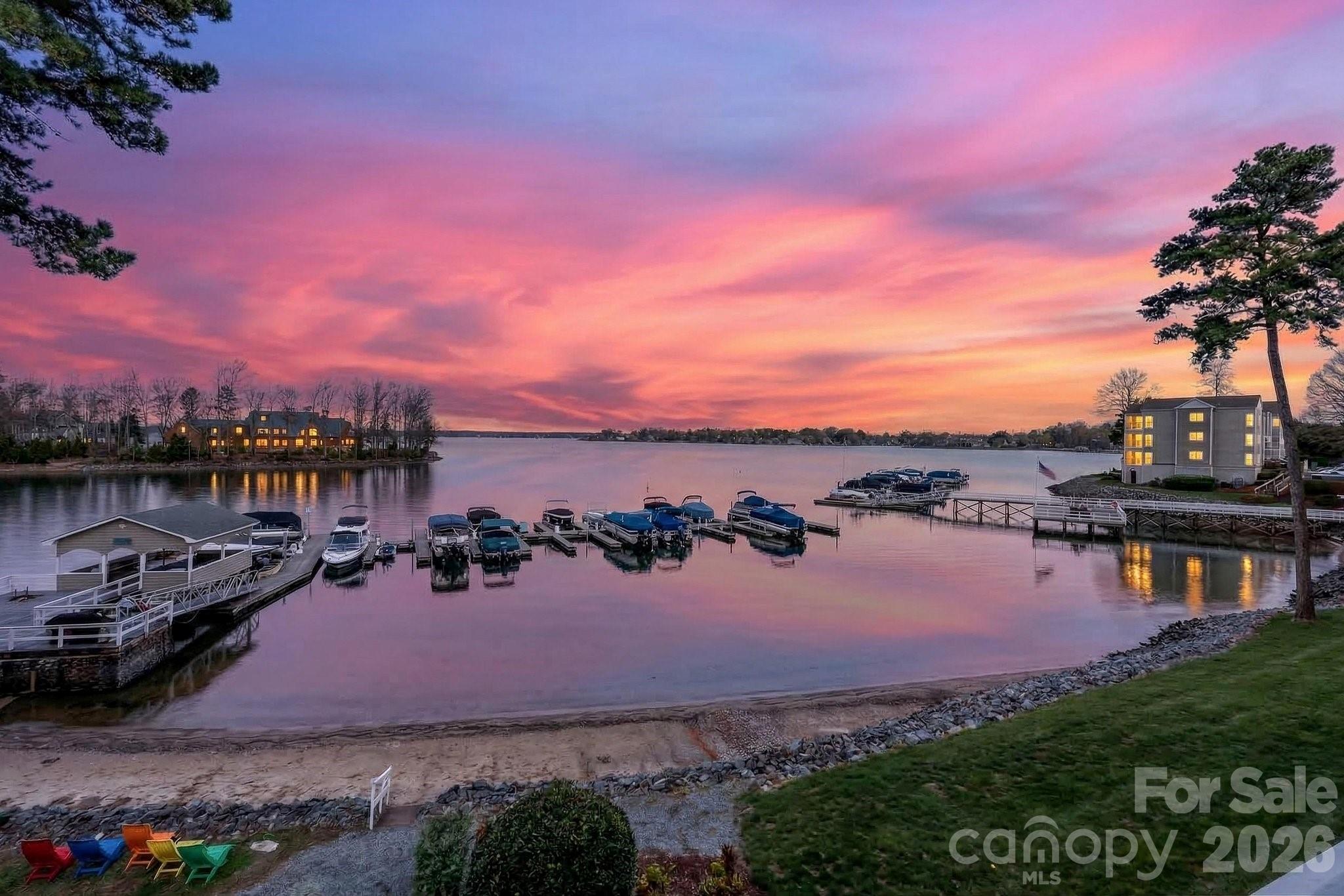 20407 Harborgate Court 404 — photo