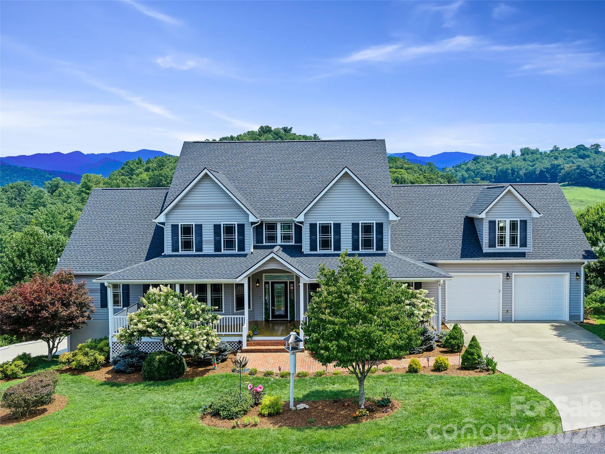 119 Horseshoe Trail — photo
